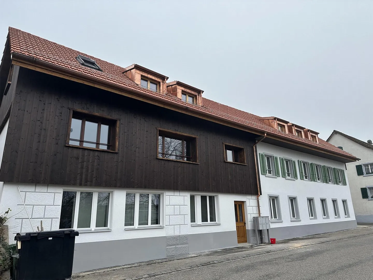 Modern 2.5-room apartment in the heart of Wangen near Dübendorf! - Photo 1 of 4