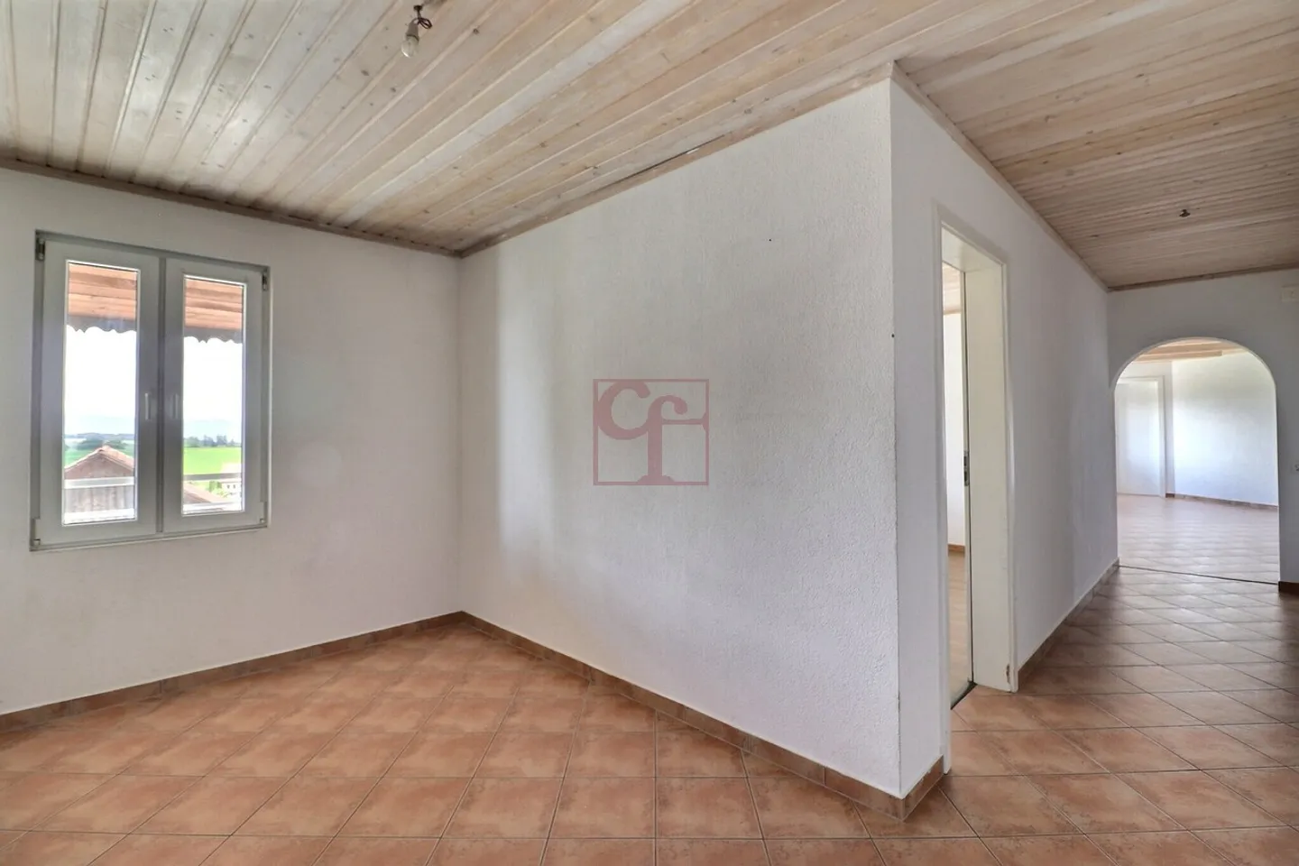 Zu vermieten - Schönes Duplex-Apartment mit 5,5 Zimmern (Parkplatz inklusive) - Foto 4 von 13