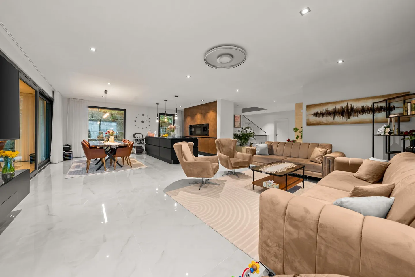 Luxuriöses Einfamilienhaus - Foto 4 von 22