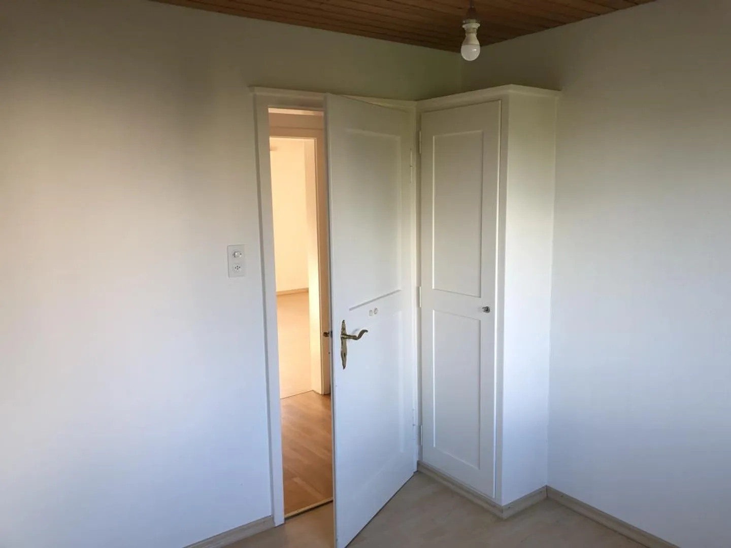 Appartamento di 4,5 stanze in affitto in una casa bifamiliare - Foto 8 di 20