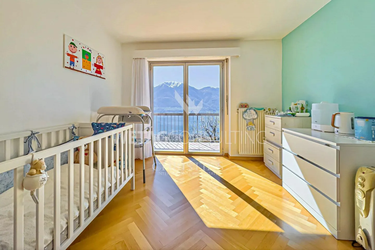 Minusio: Casa in stile ticinese con giardino e vista lago in vendita - Foto 7 di 13