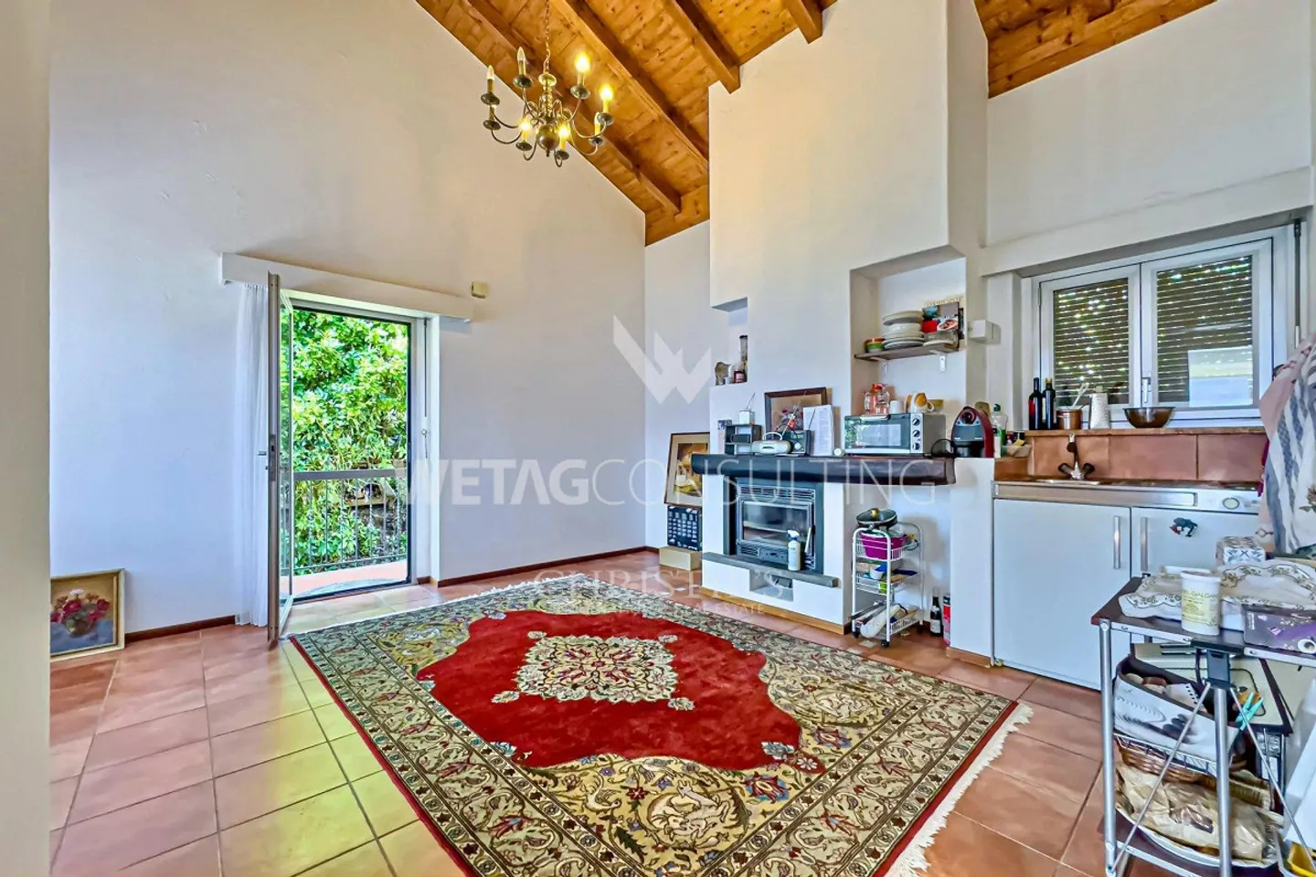 Minusio: Casa in stile ticinese con giardino e vista lago in vendita - Foto 8 di 13