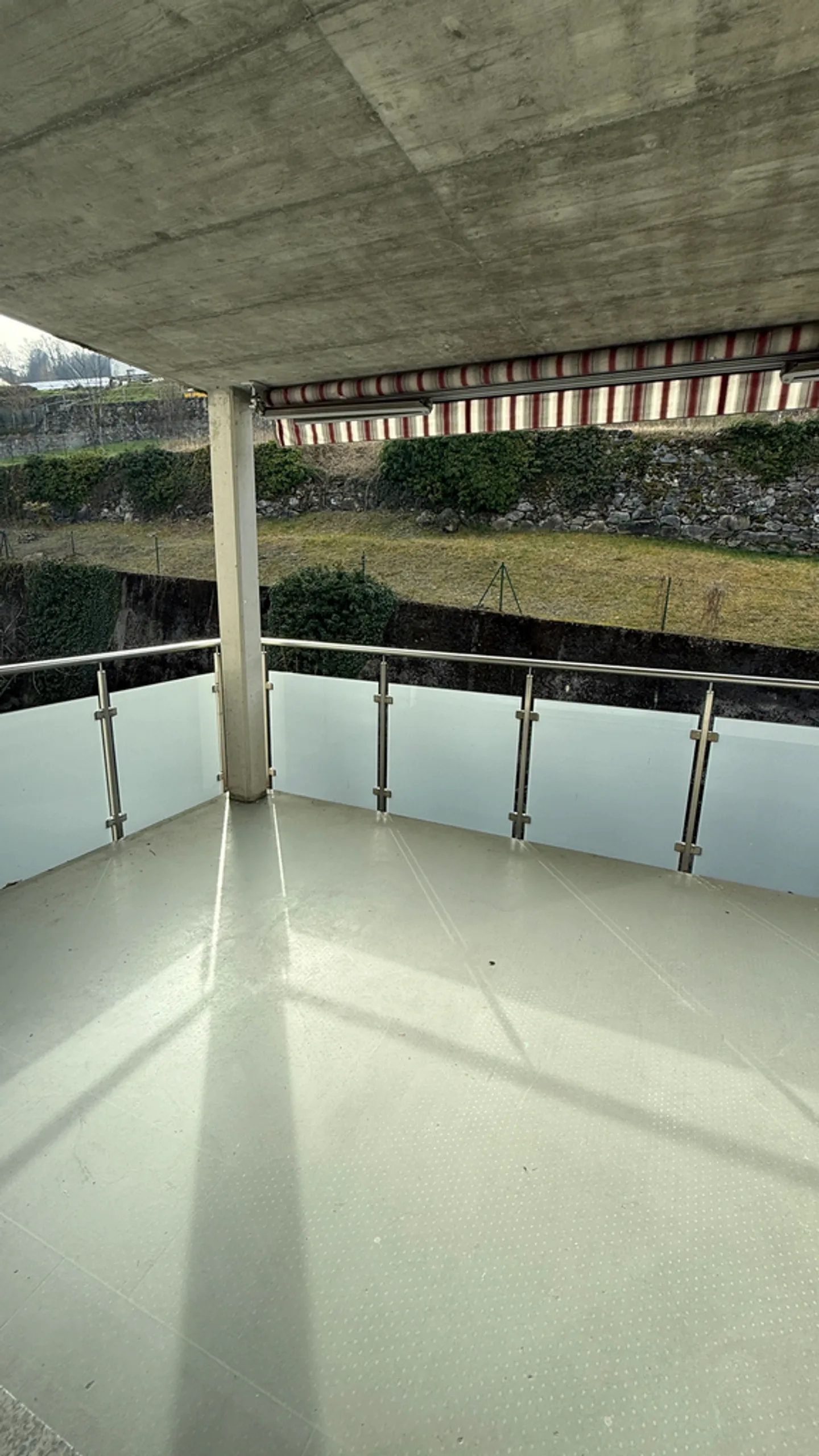 Ampio appartamento 3.5 locali - Foto 6 di 6