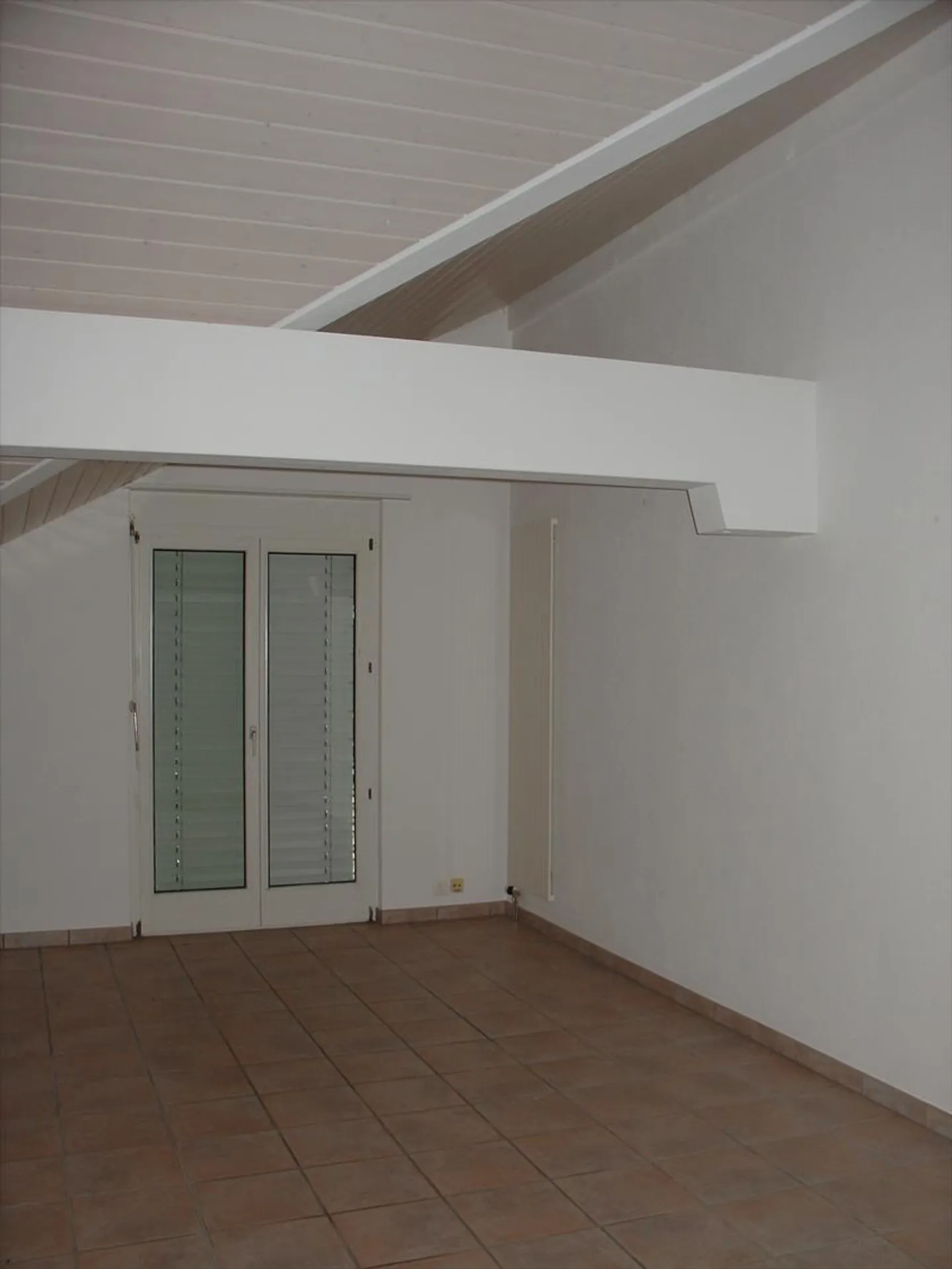 Appartement im Dachgeschoss mit direktem Zugang vom Aufzug - Foto 3 von 34