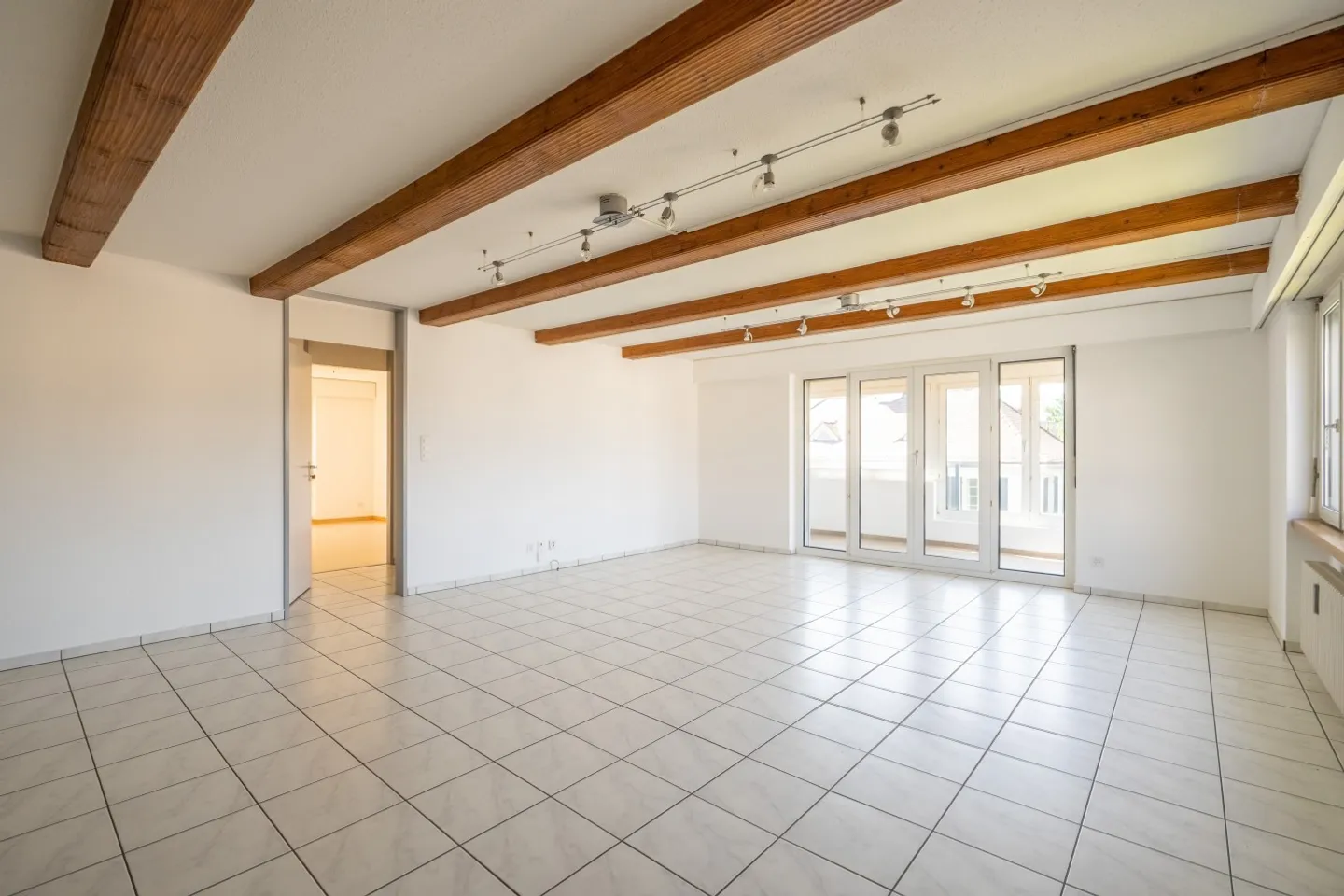 4.5-Zi. Wohnung mit verglastem Balkon in attraktiver Lage in Horn - Foto 10 di 11