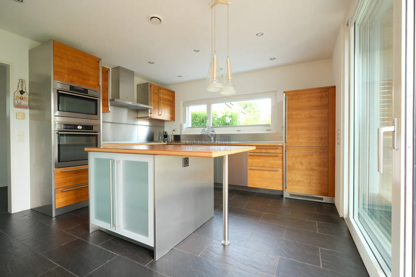 Elegantes Familienhaus mit Wellness - Foto 3 von 14