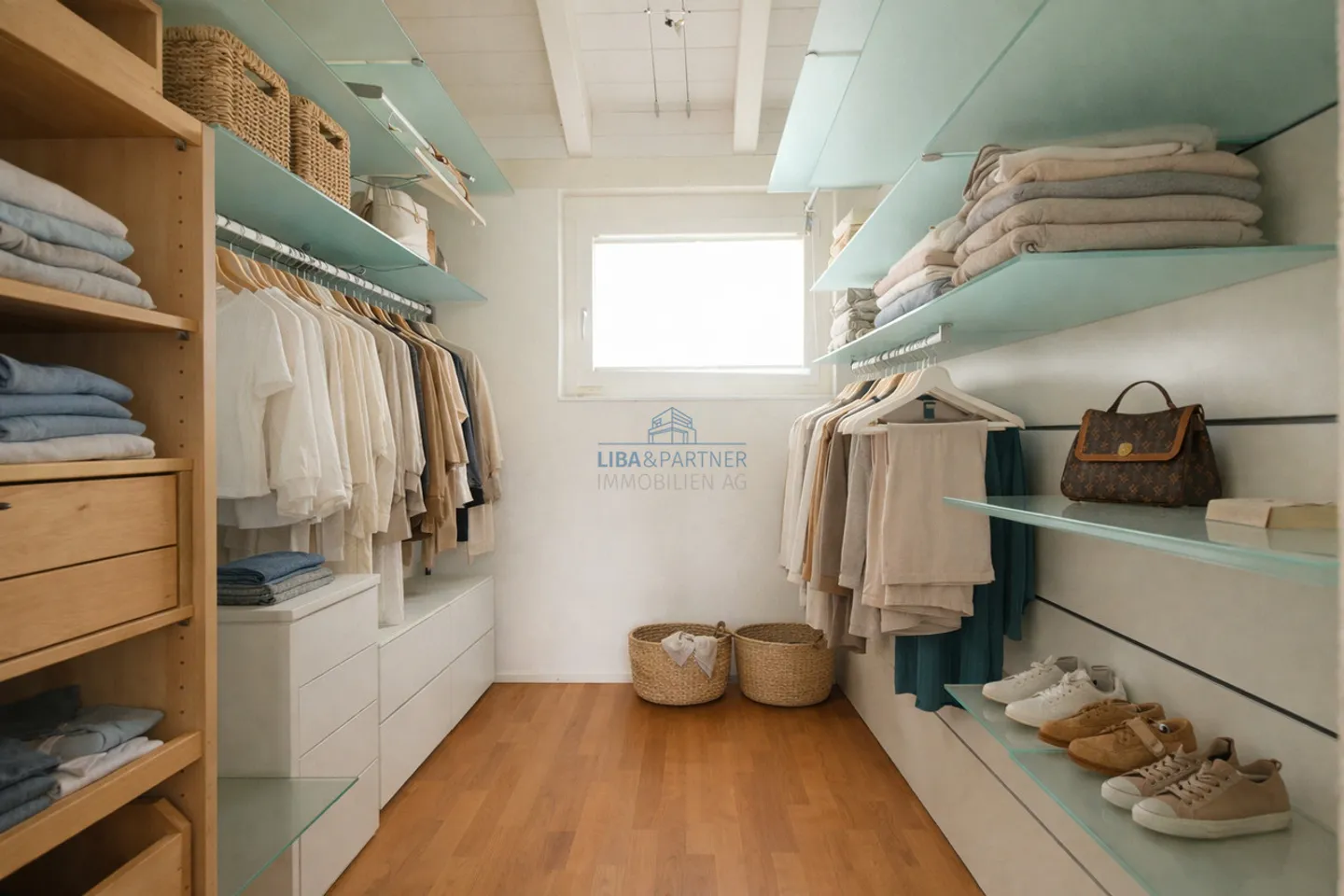 Elegantes Familienhaus mit Wellness - Foto 7 von 14