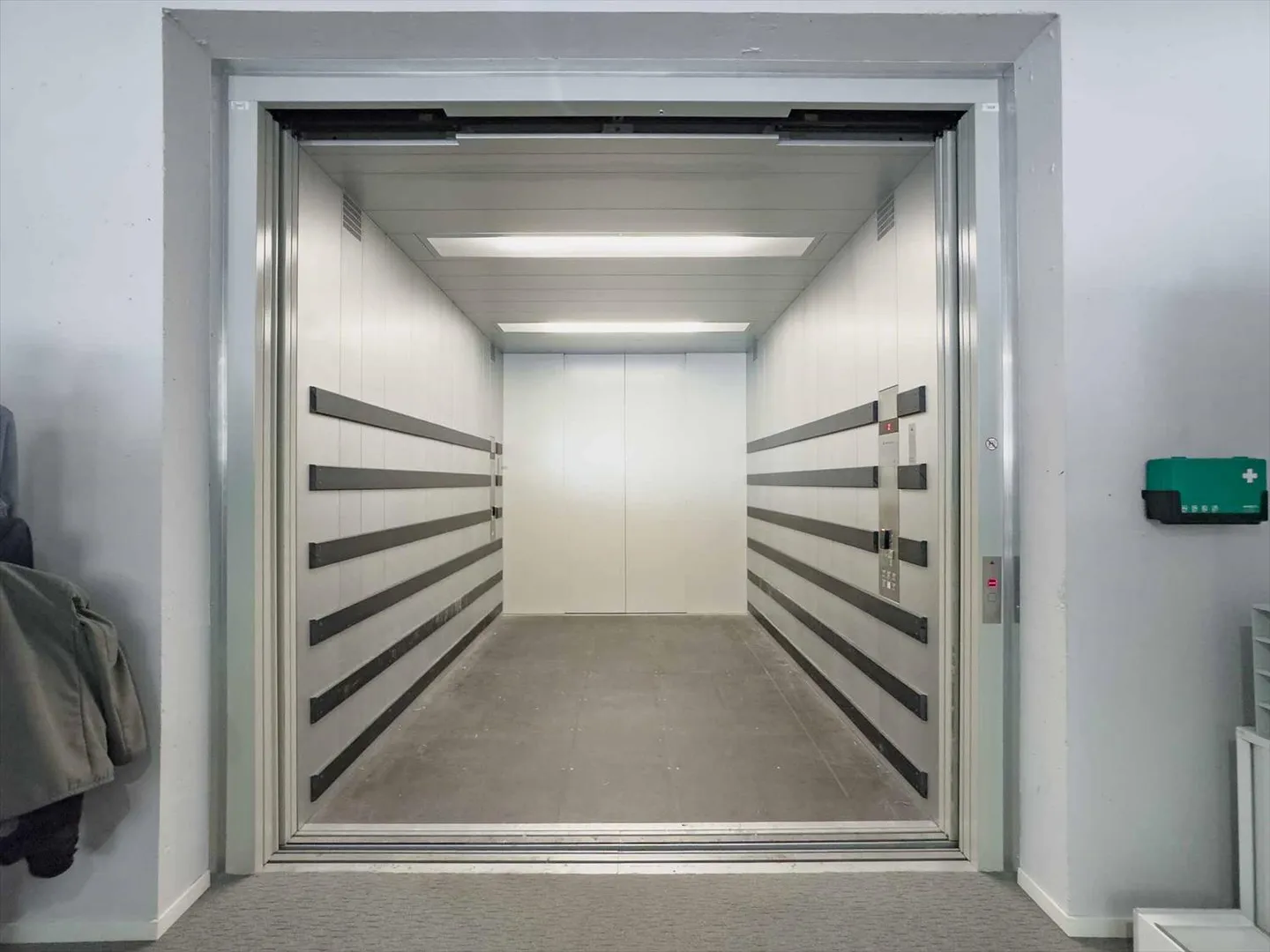 Fertige Büros von 150 m² Meyrin - Foto 11 von 12