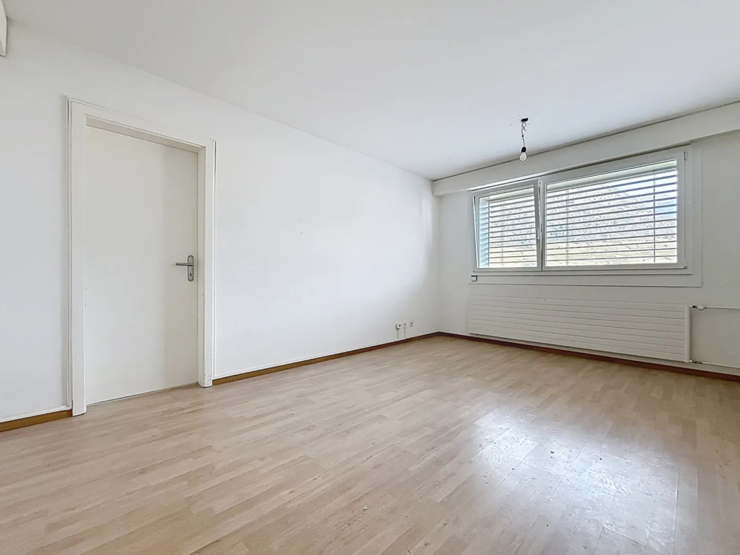 Charmant Appartement 2 Pièces - Photo 2 sur 5