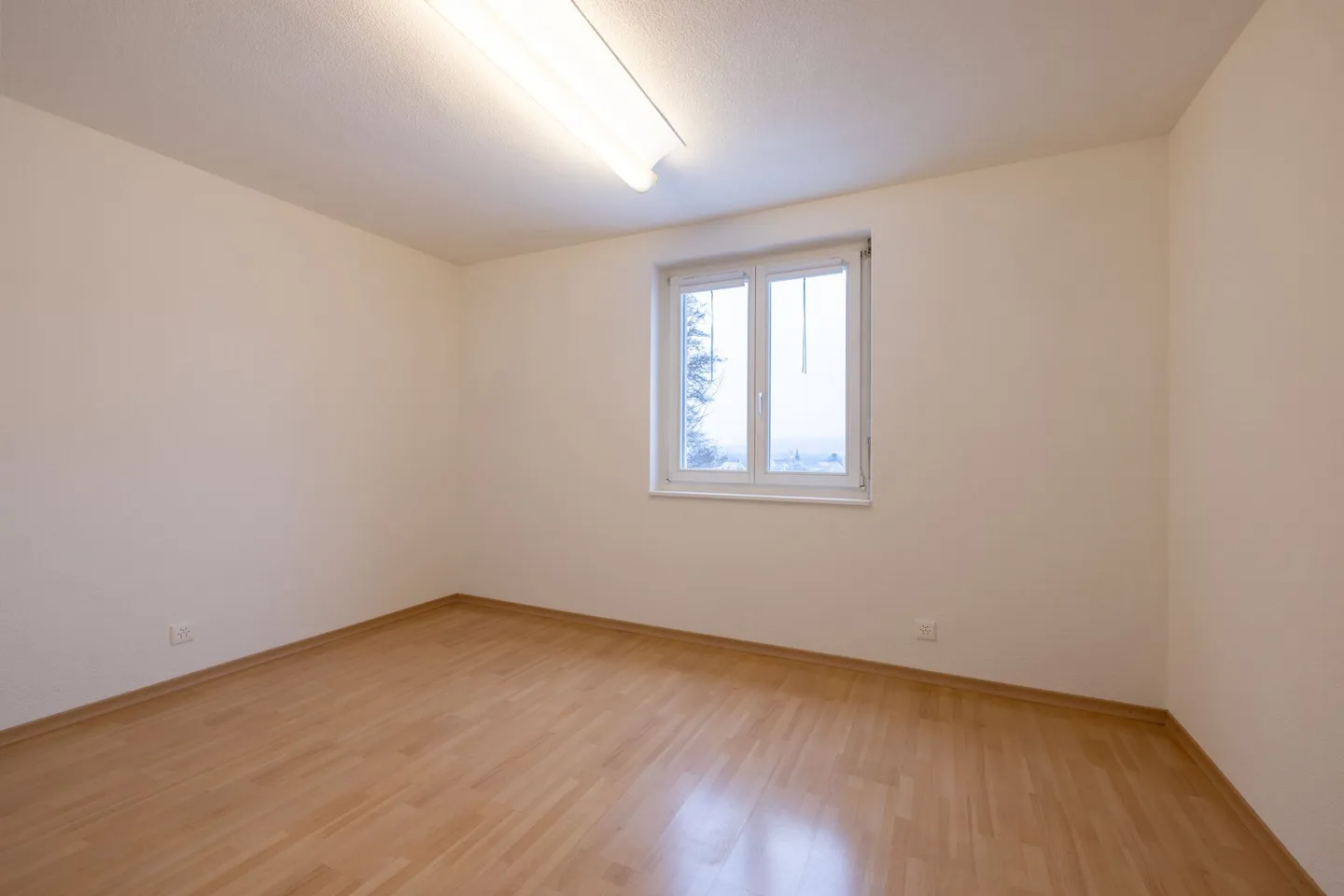 Appartement spacieux et lumineux de 4,5 pièces dans un emplacement calme à Starrkirch-Wil - Photo 13 sur 13