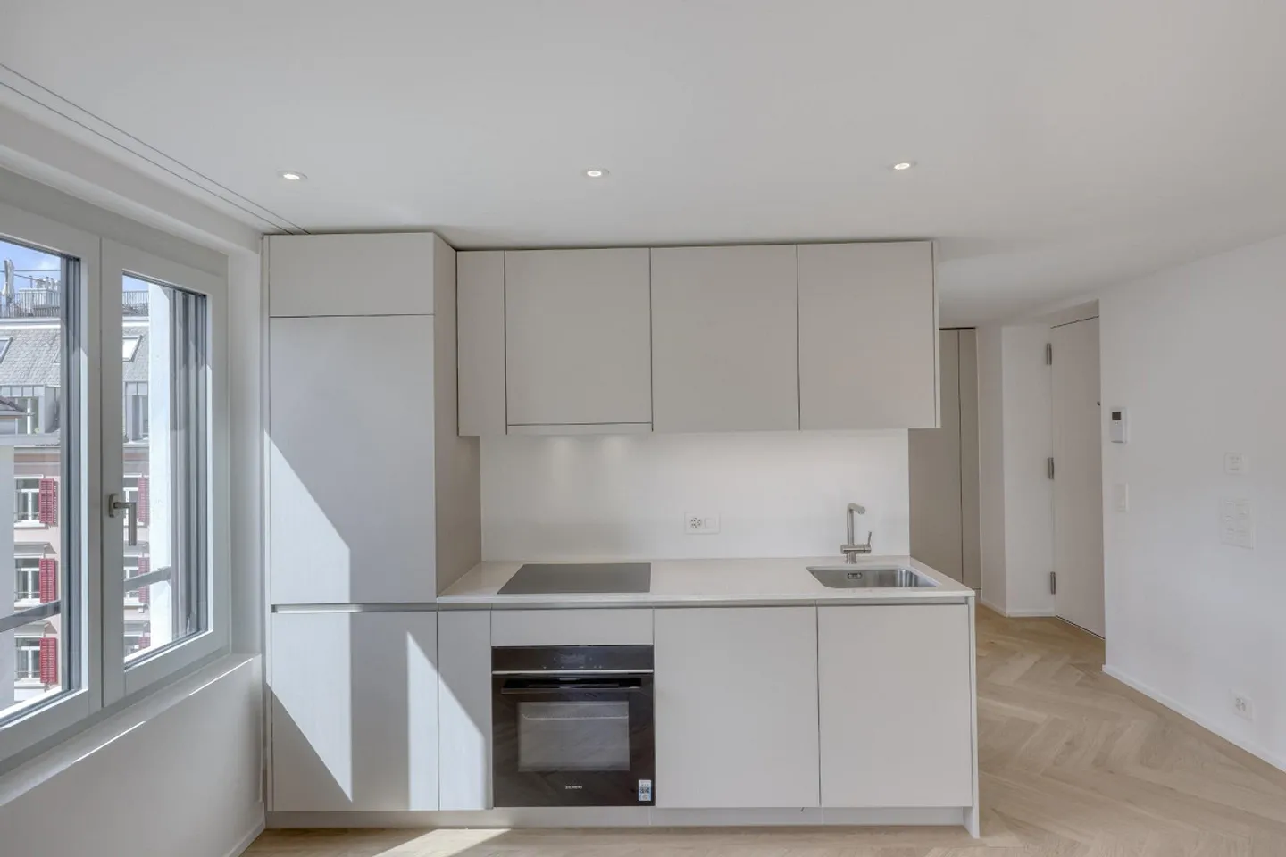 Charming 1.5 Room Apartment in Central Location in Zurich - Photo 5 of 8