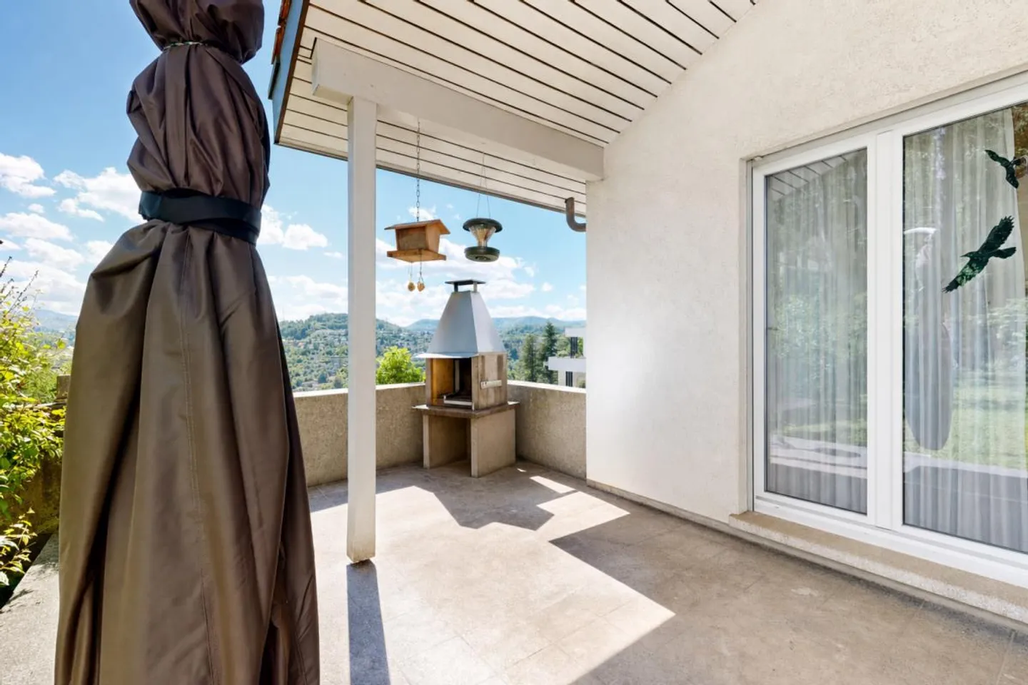With generous plot - Single-family house in a privileged location - Photo 14 of 24