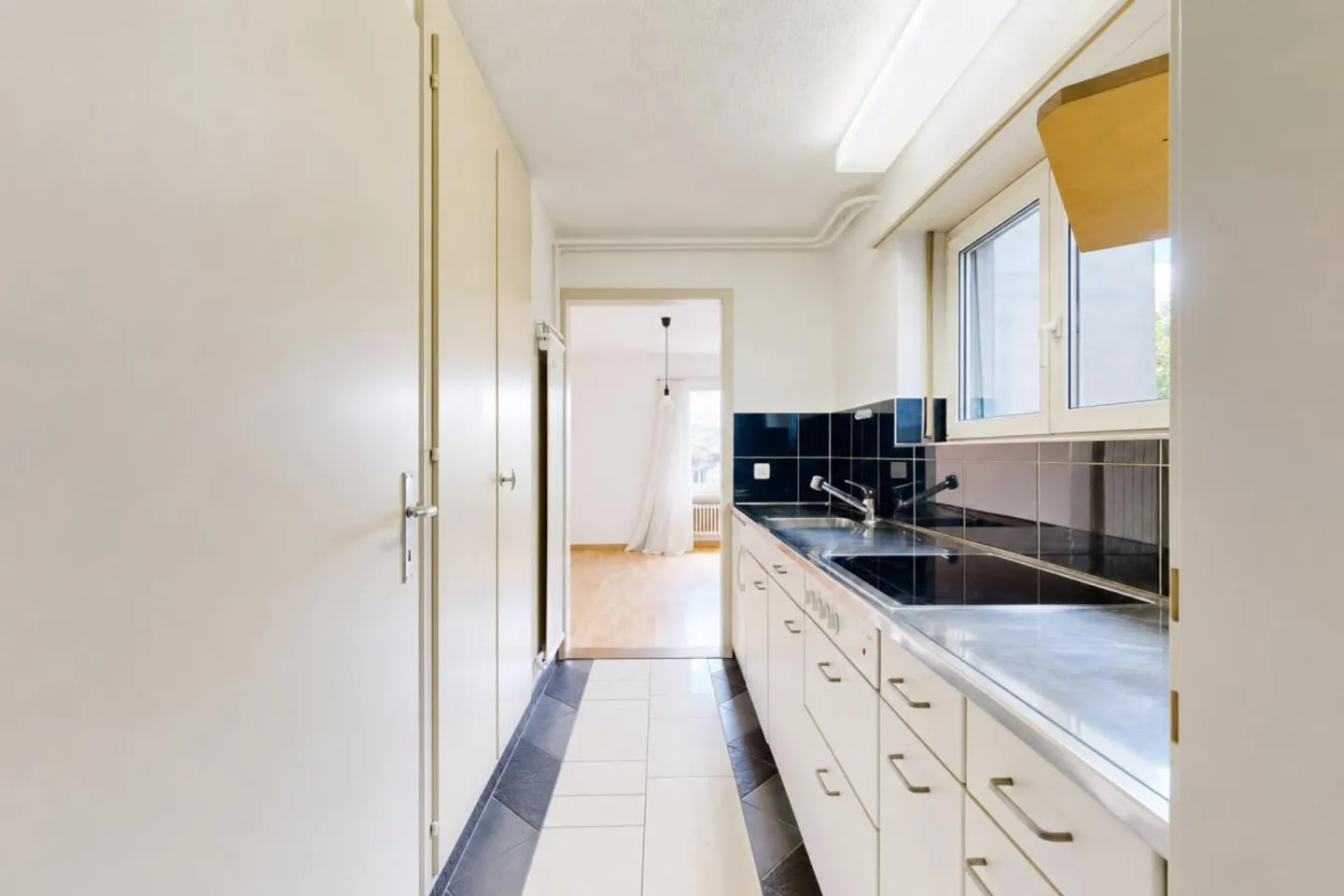 With generous plot - Single-family house in a privileged location - Photo 15 of 24