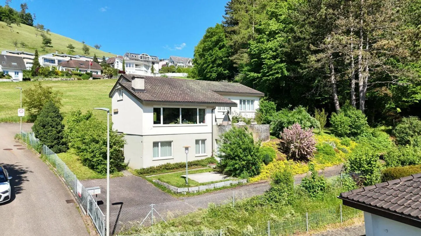 With generous plot - Single-family house in a privileged location - Photo 21 of 24