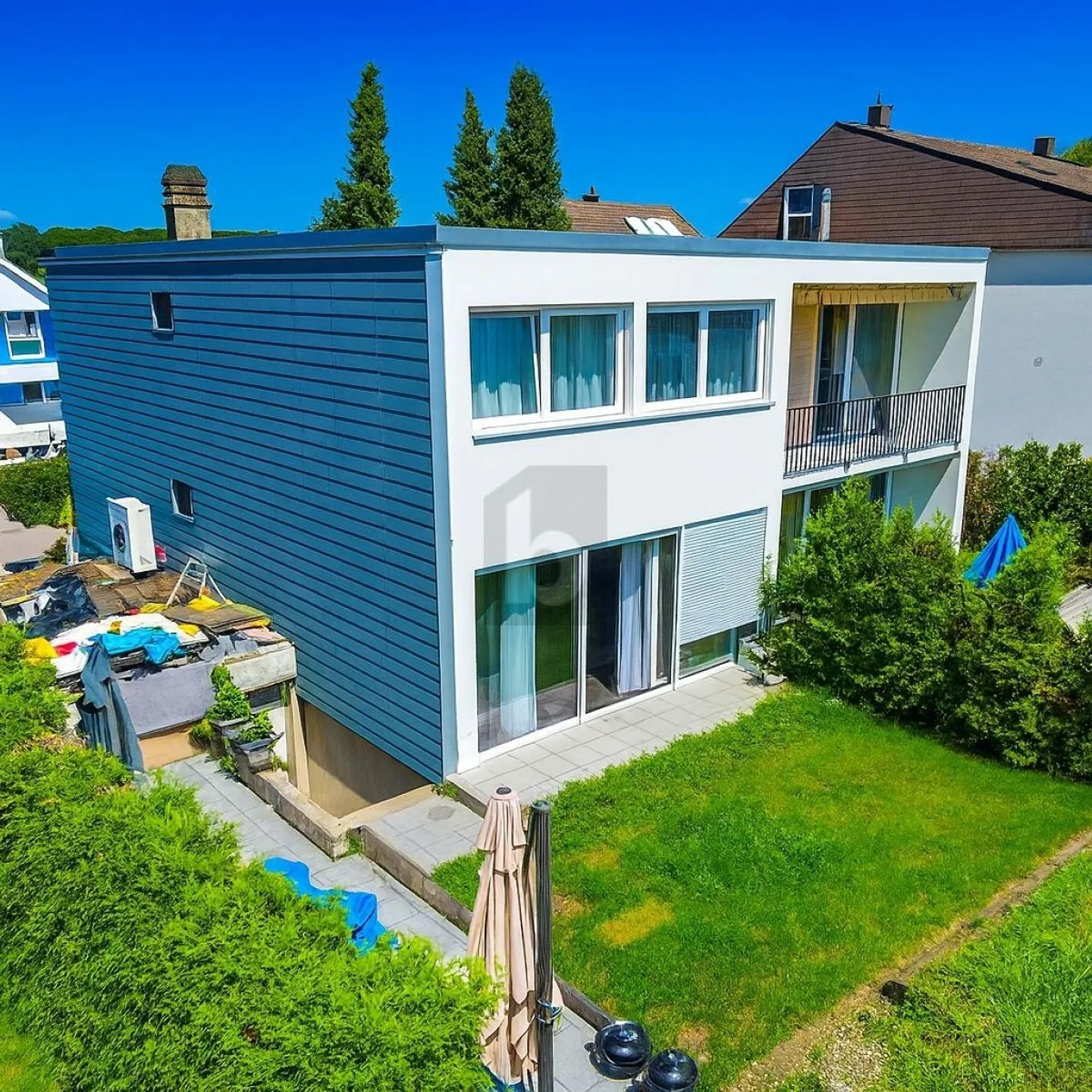 COMPLETELY RENOVATED IN A QUIET LOCATION - Photo 1 of 4