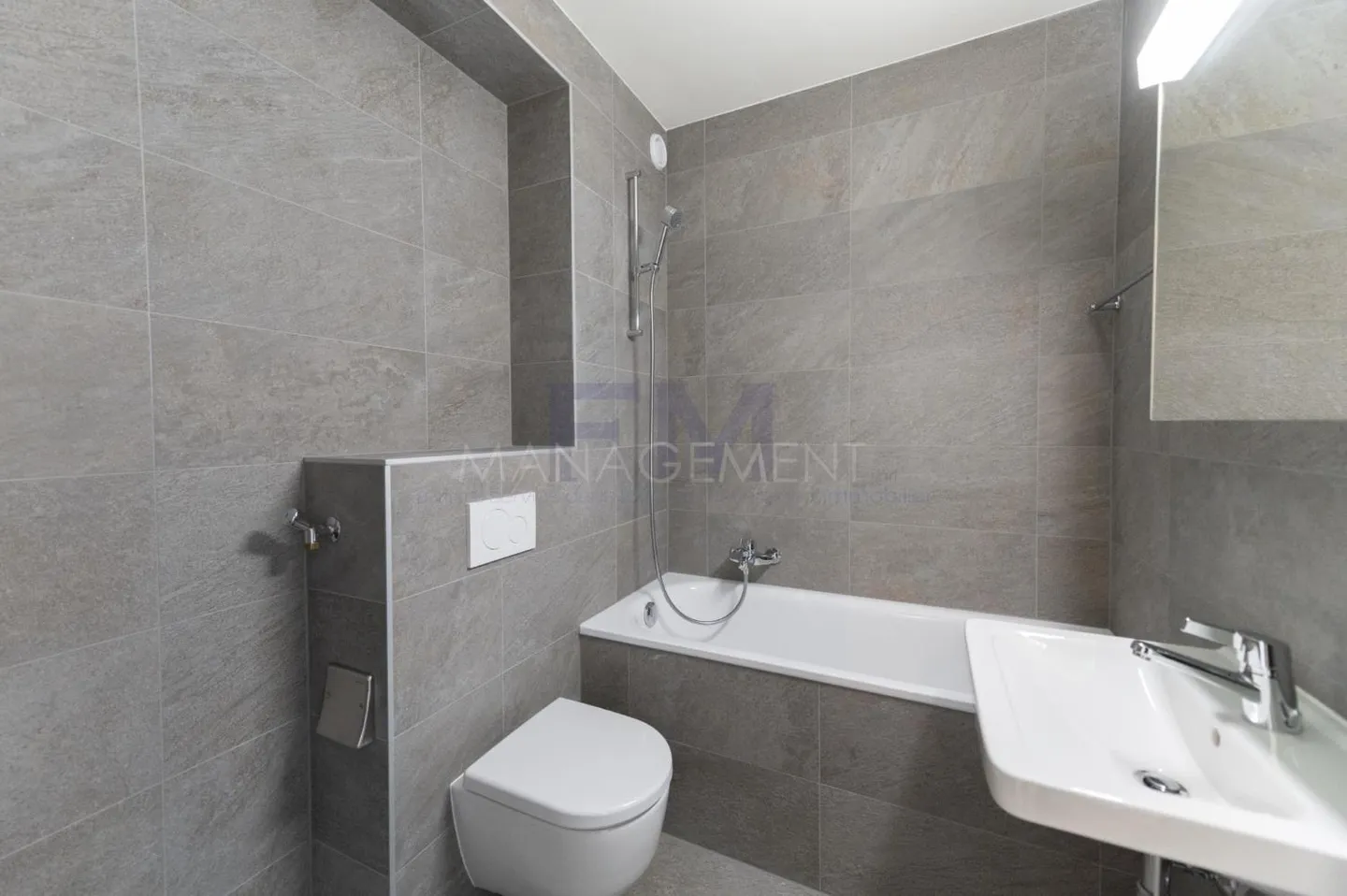 Appartamento 4 locali - Foto 5 di 12