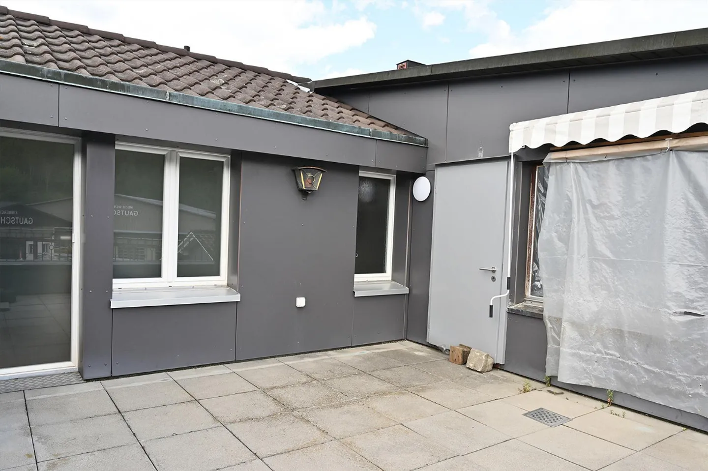 Geräumige Dachwohnung mit Terrasse - Foto 19 von 20