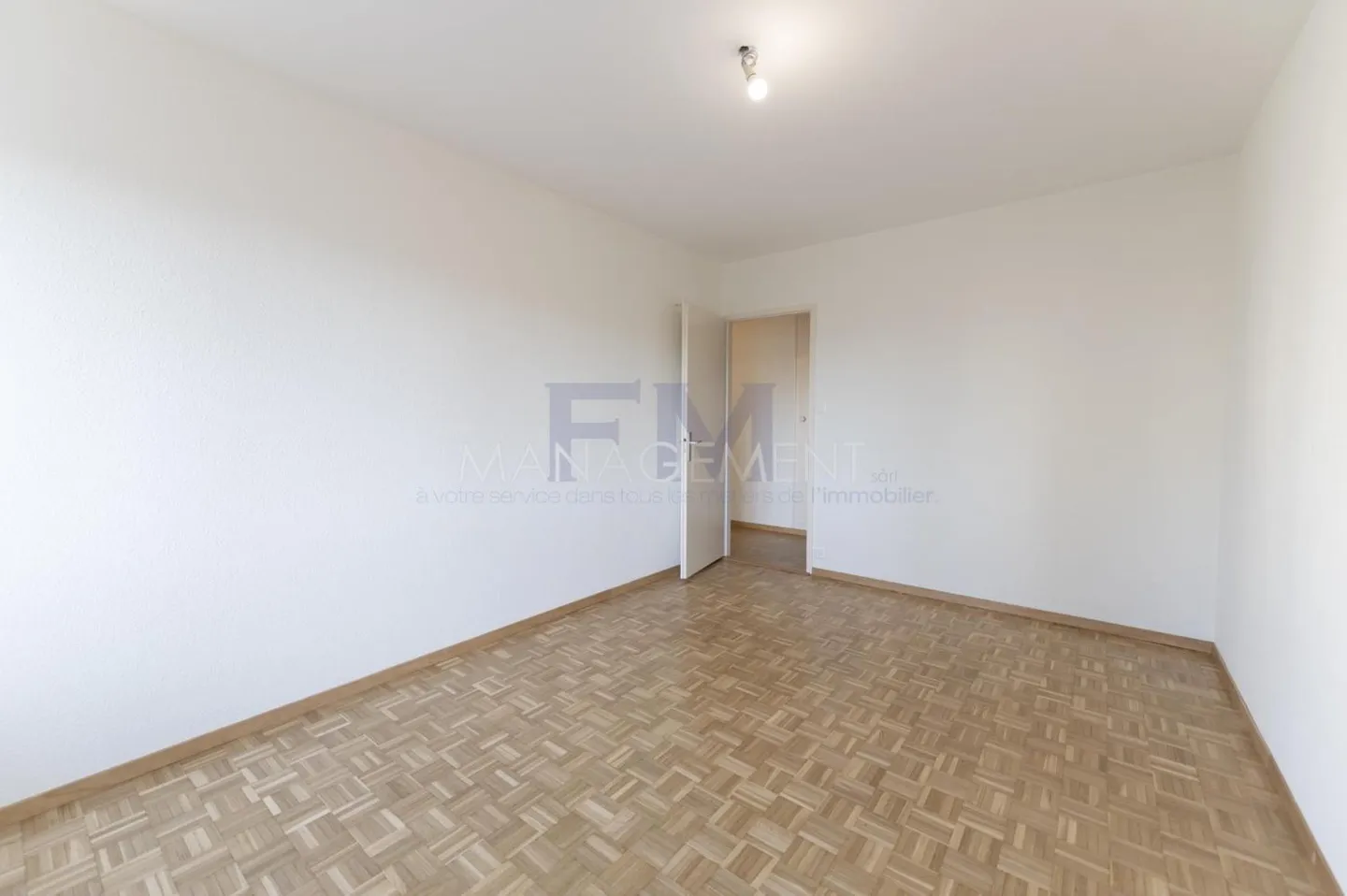 Appartamento 4 locali - Foto 8 di 12
