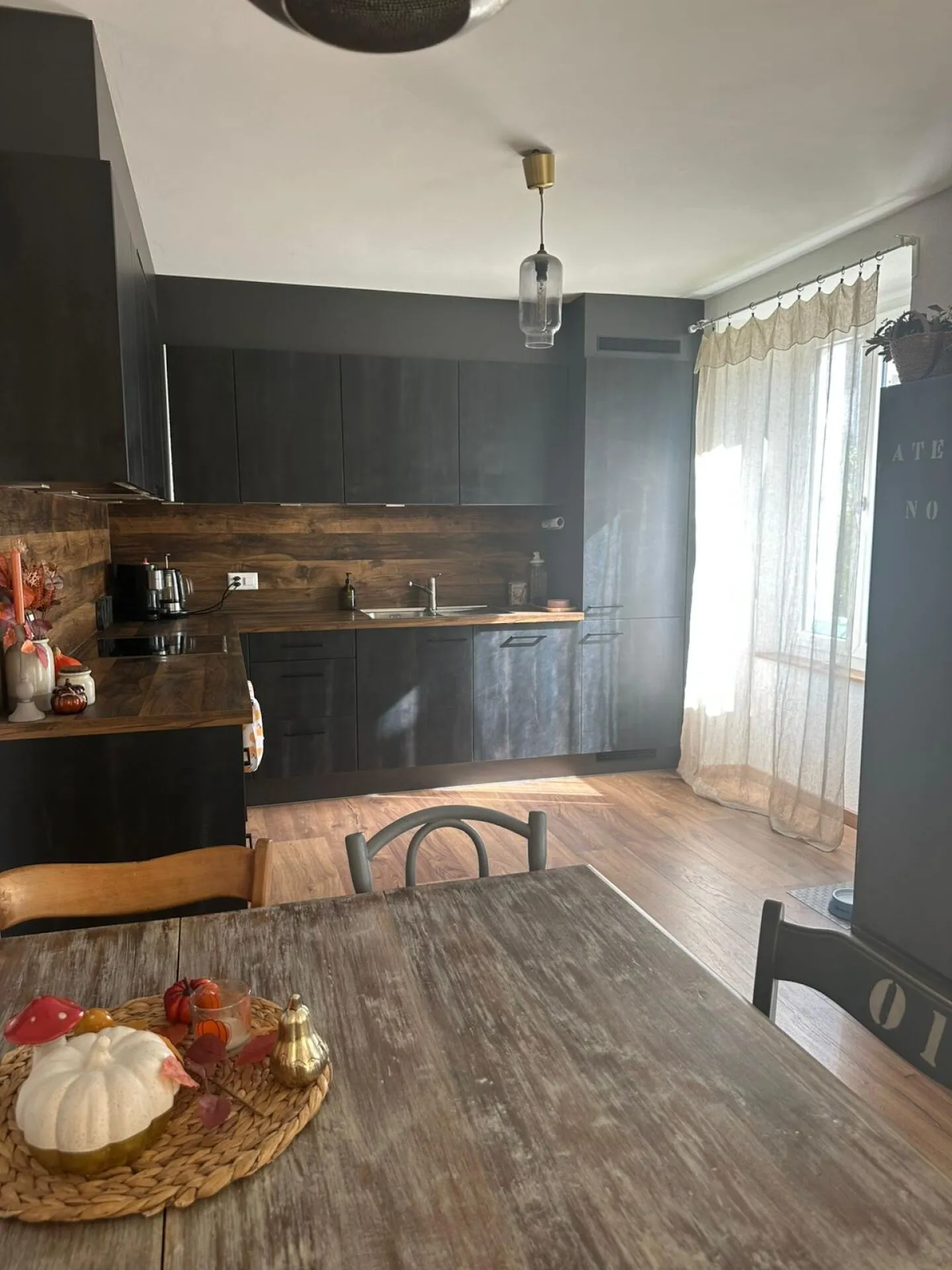 St-Imier, superbe appartement de 3.5 pièces au rez avec un accès au jardin privatif - Photo 3 sur 7