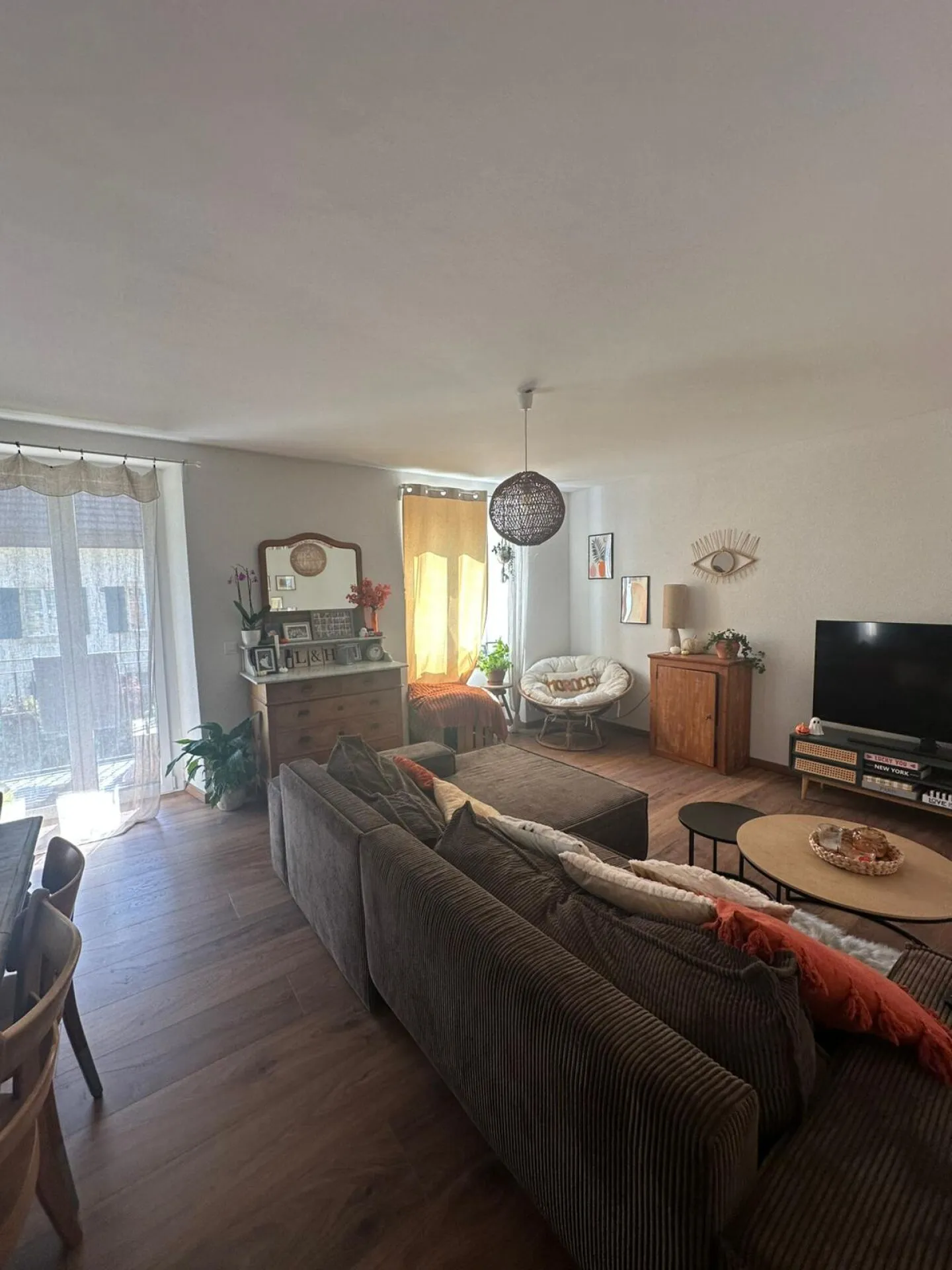 St-Imier, superbe appartement de 3.5 pièces au rez avec un accès au jardin privatif - Photo 4 sur 7