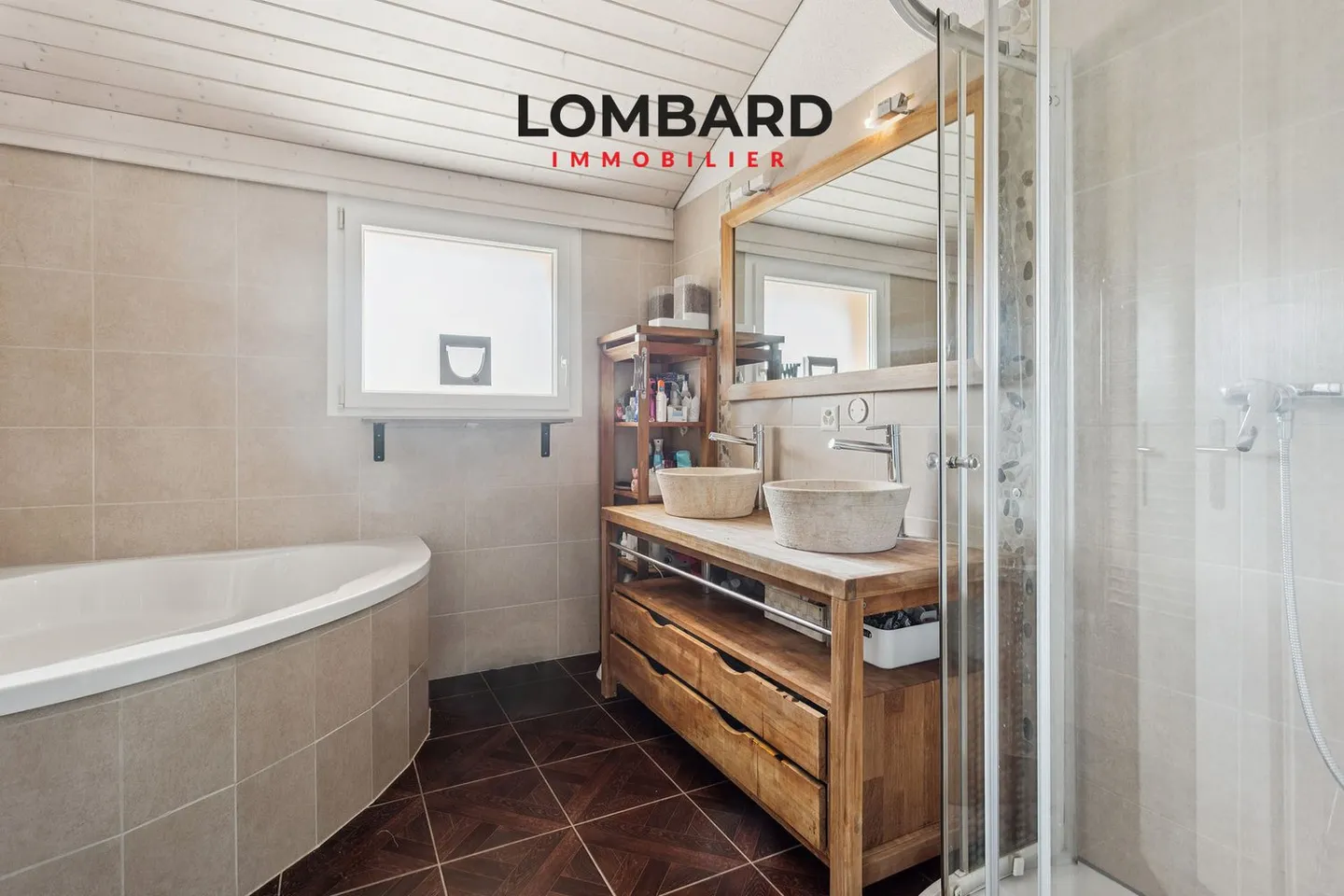 ***VERKAUFT*** Geräumige Einzelvilla mit 6,5 Zimmern und Swimmingpool - Photo 8 of 10