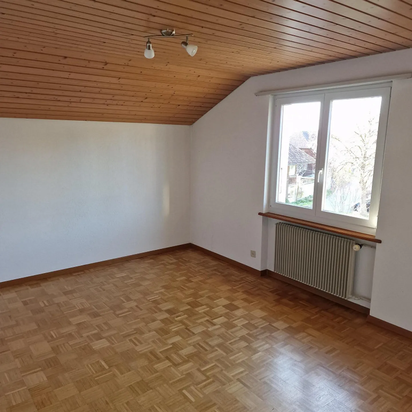 3.5 room apartment with beautiful view - Photo 6 of 11