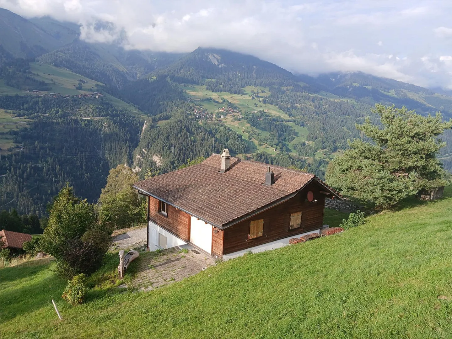 Charmantes Freistehendes Haus in der Natur - Foto 1 von 10