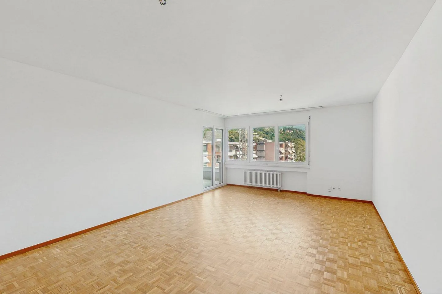 Everything at your fingertips - Splendid 5.5 rooms in Viganello - Photo 4 of 13