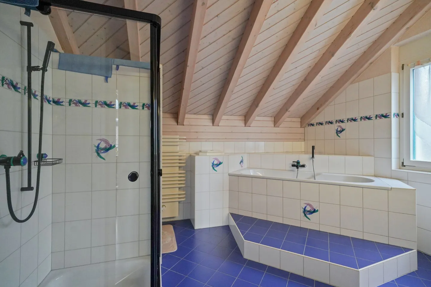 Bright 5.5 Room Single Family House with 4.5 Room Apartment and Far View into the Green - Photo 6 of 13