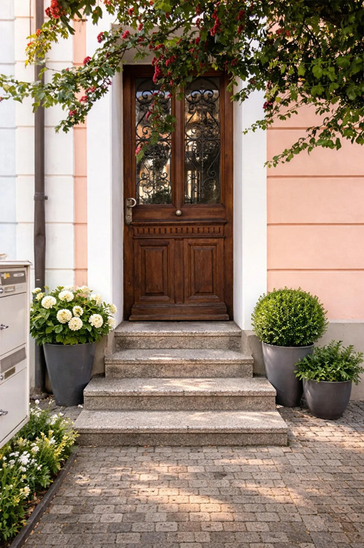 Move in and feel at home: freshly renovated 3-room apartment in Biel - Photo 11 of 13