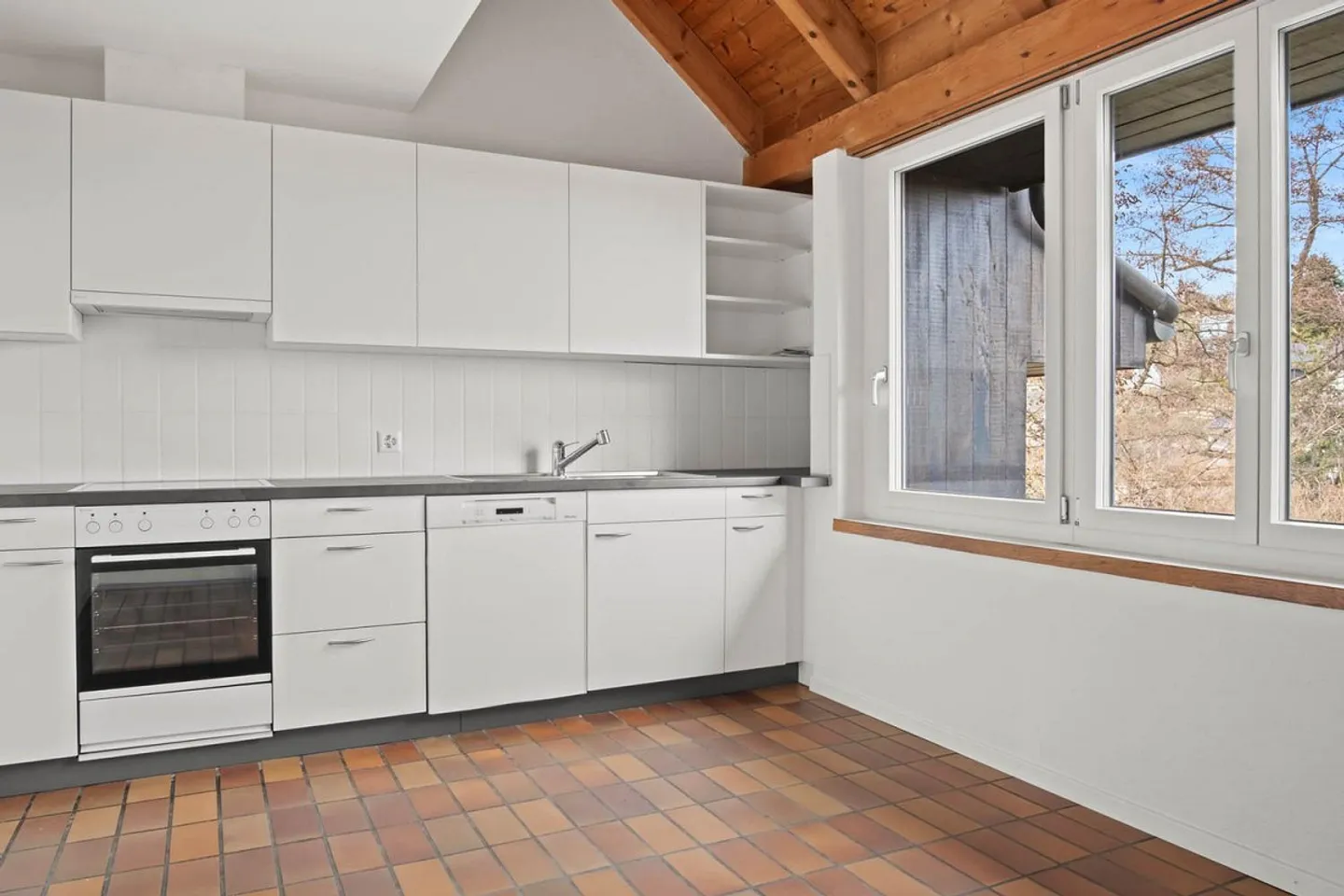 Belle appartement en maisonette de 6 pièces, dernier étage - Photo 6 sur 13