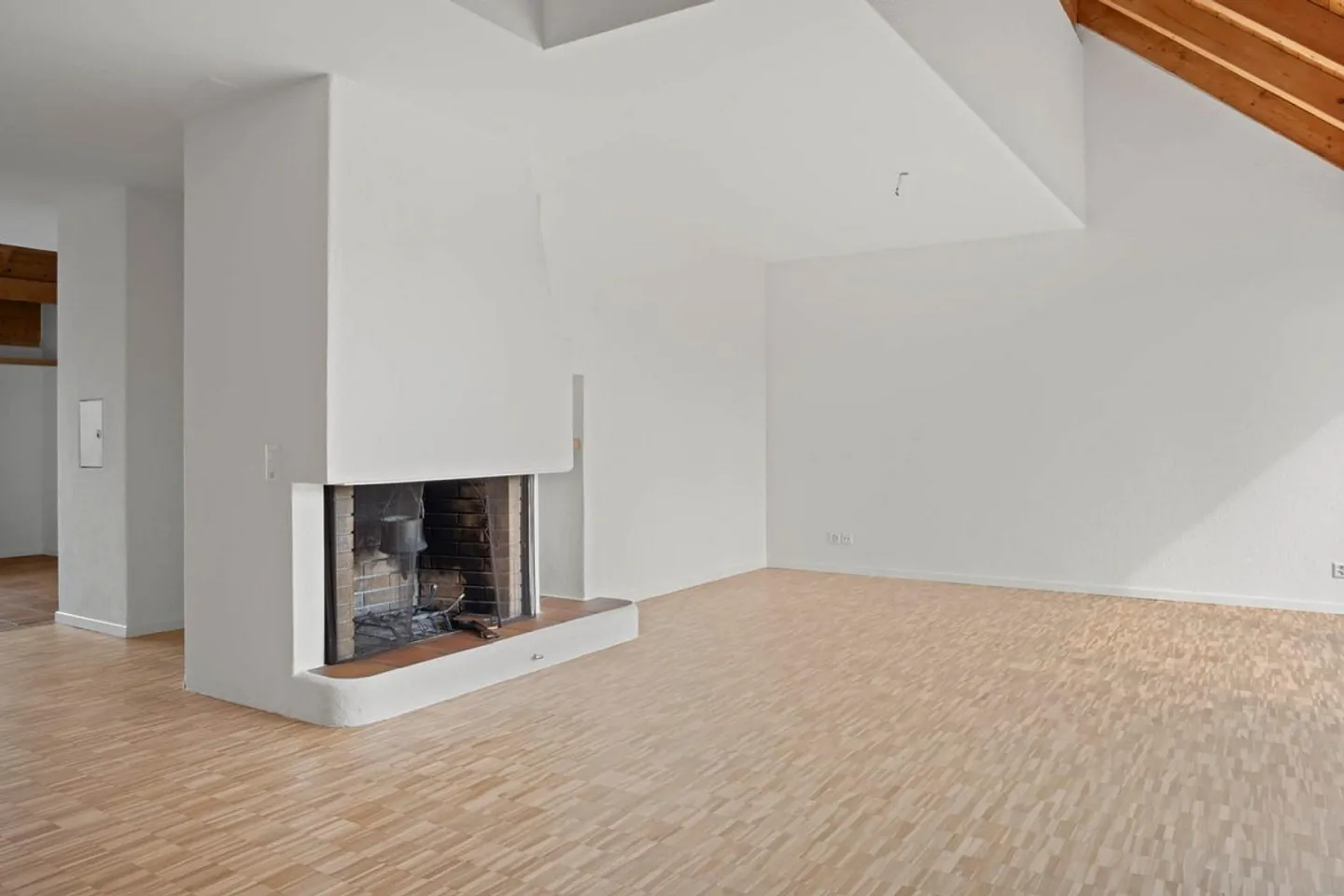 Belle appartement en maisonette de 6 pièces, dernier étage - Photo 2 sur 13