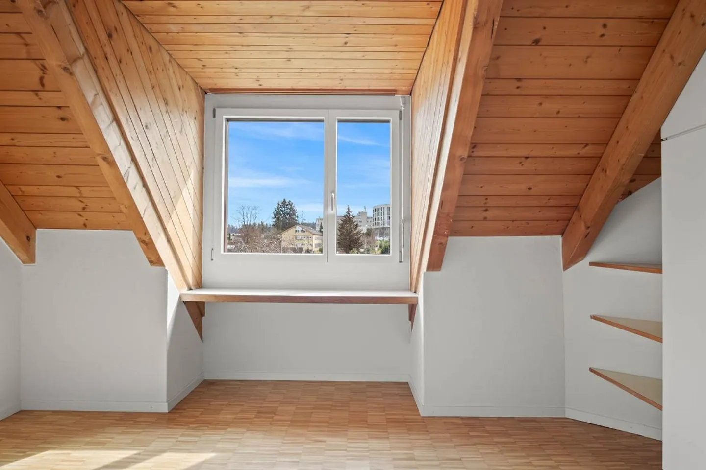 Belle appartement en maisonette de 6 pièces, dernier étage - Photo 9 sur 13