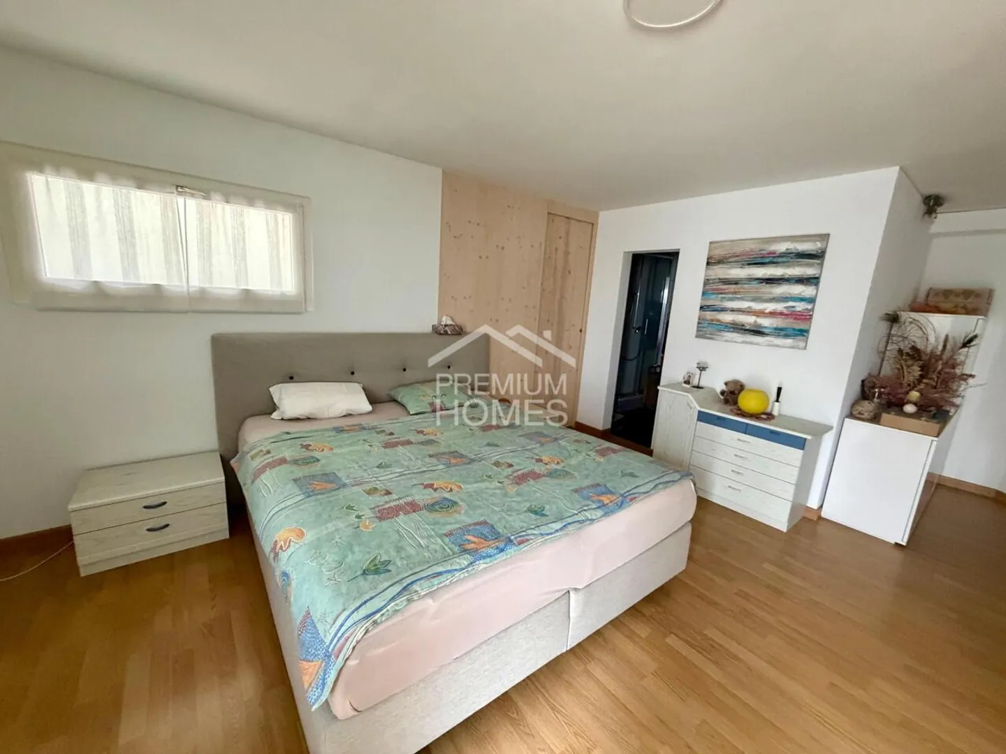 Versatile Family Home - Photo 7 of 11