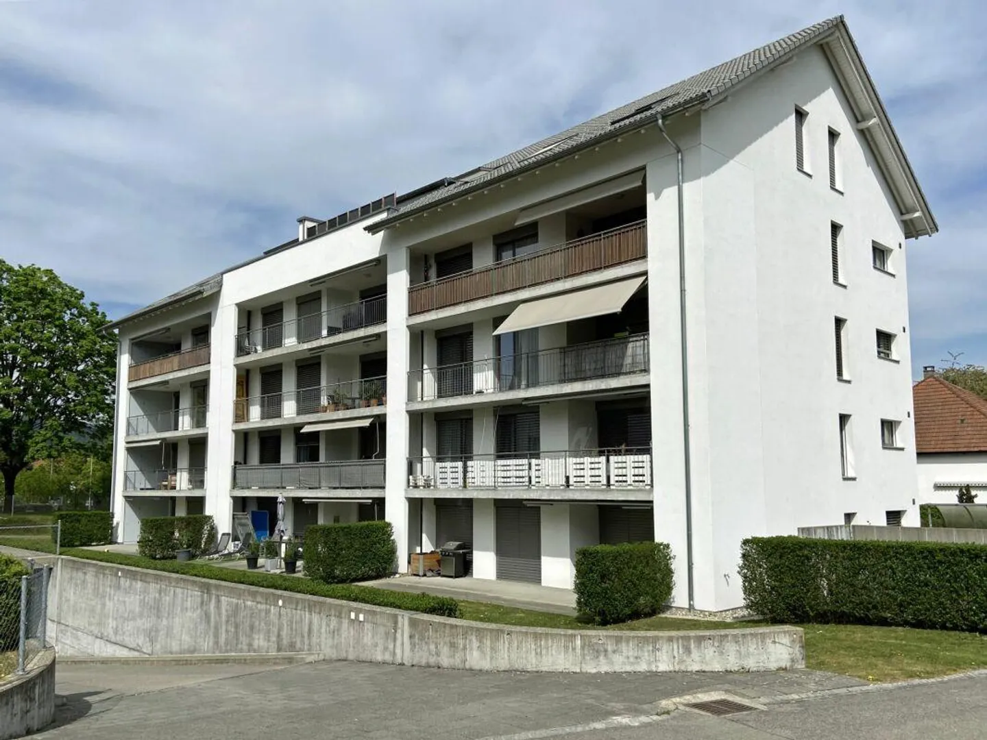 Place de parking dans le centre du village de Rupperswil - Photo 1 sur 1