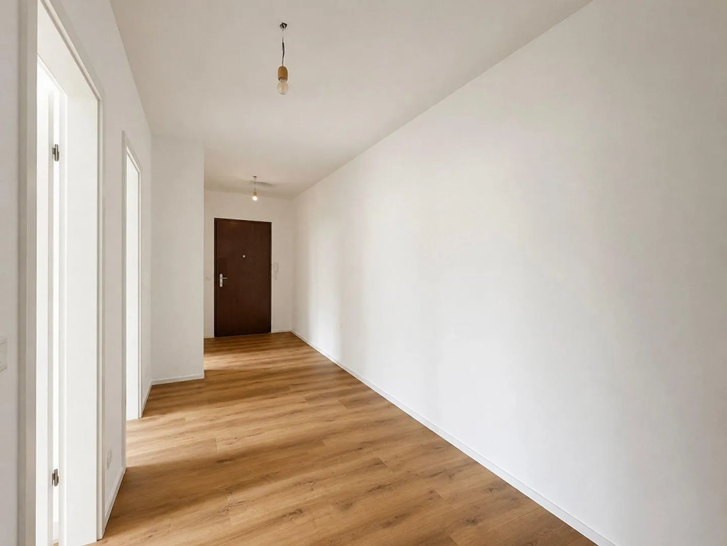 PREGASSONA - APPARTEMENT 2.5 CHAMBRES AVEC TERRASSE À LOUER - Photo 4 sur 6