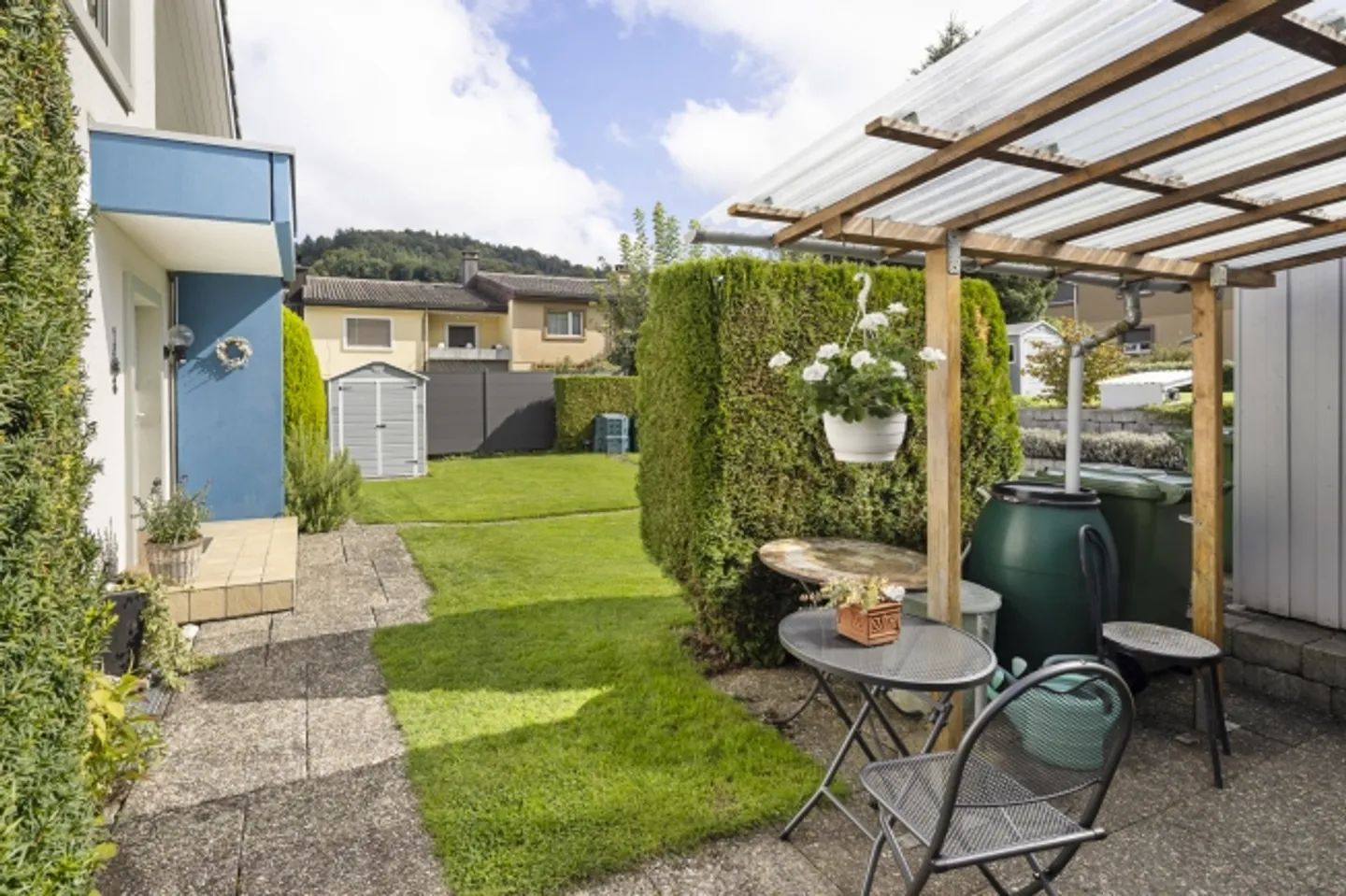 Oasi abitativa con giardino d'inverno e proprietà ben curata in una posizione tranquilla - Foto 3 di 16
