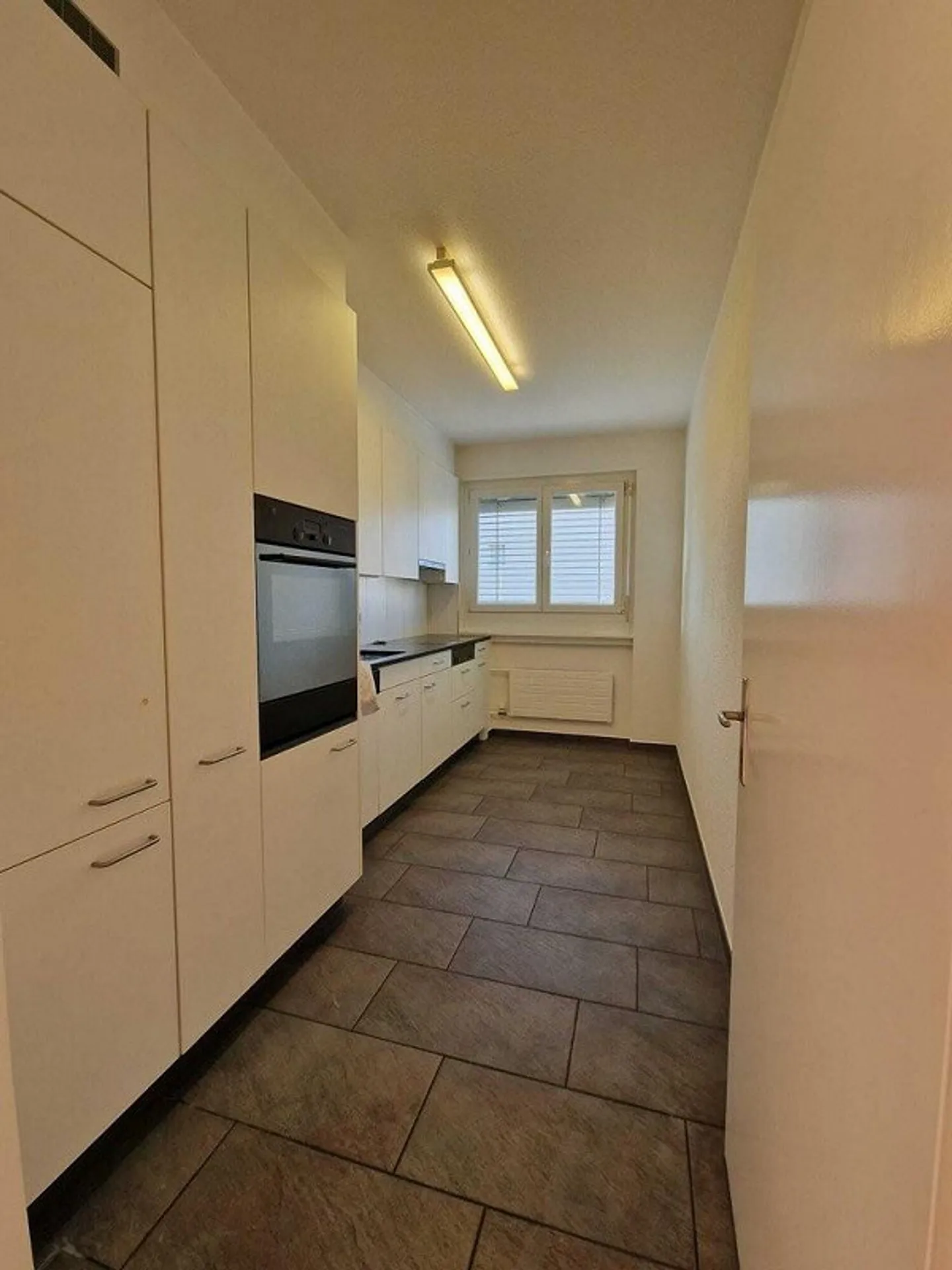 Modernes Apartment in Familiengegend - Foto 4 von 7