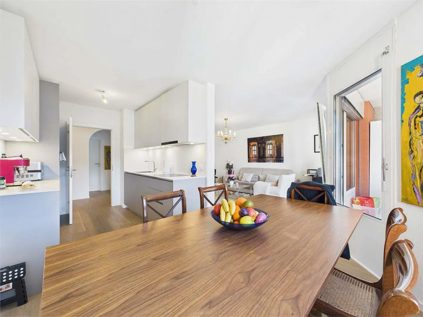 New - Renovated 3.5 room apartment in Breganzona - Photo 2 of 8