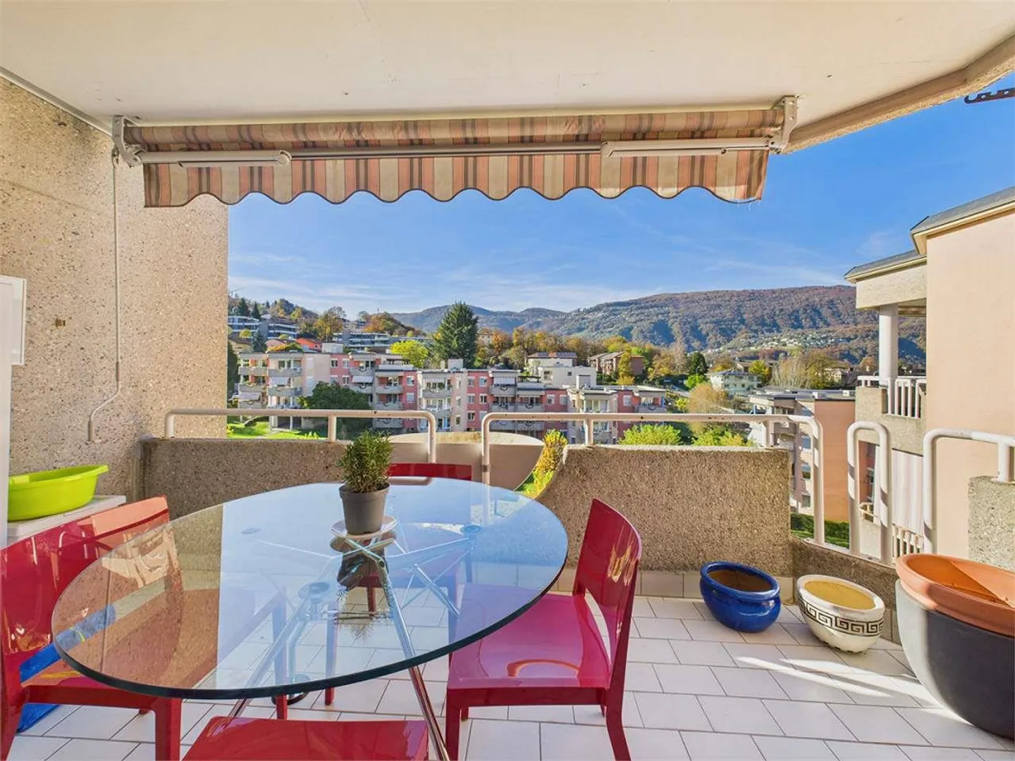 New - Renovated 3.5 room apartment in Breganzona - Photo 4 of 8
