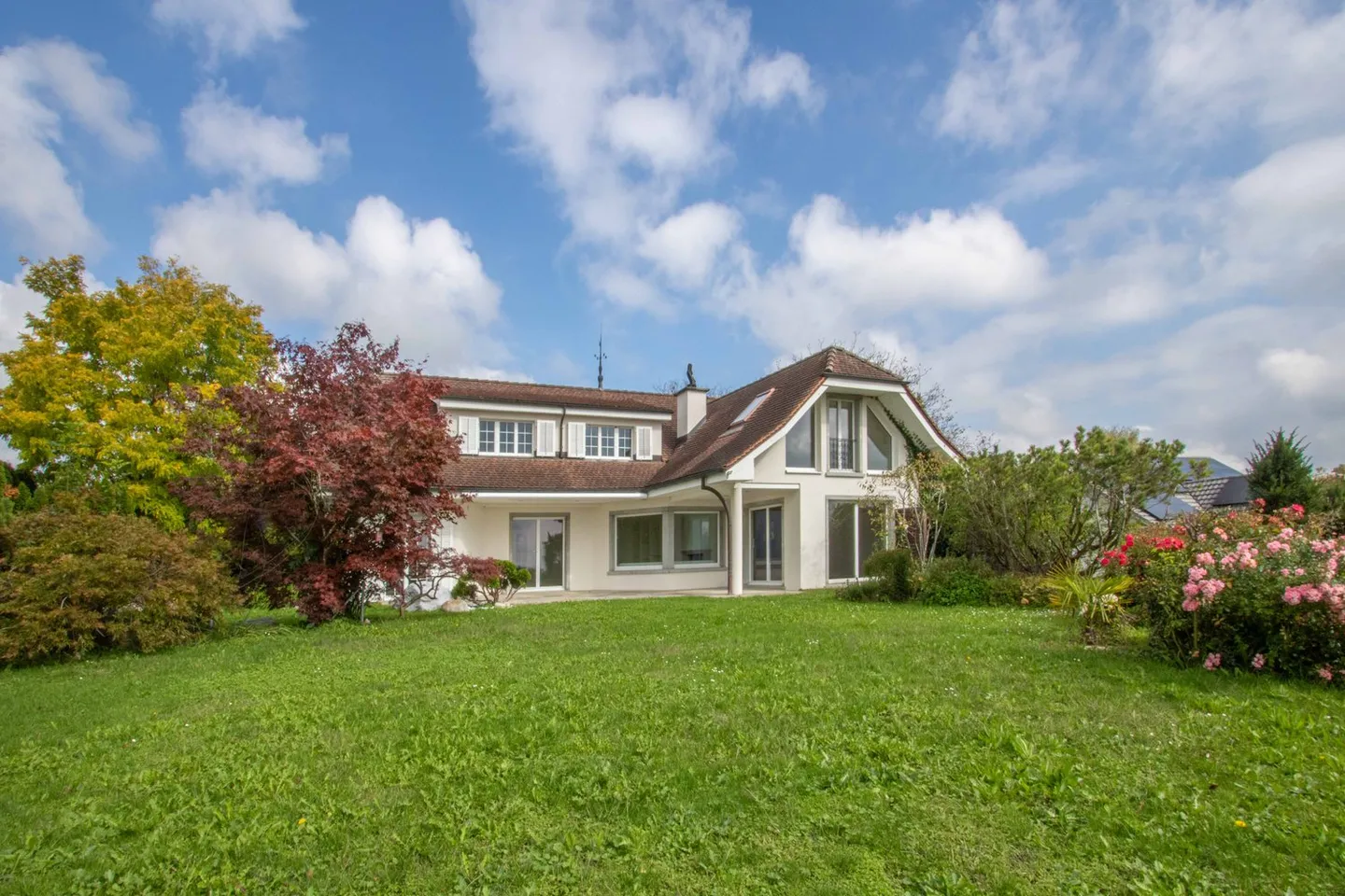 Living with style – in a prime panoramic location - Photo 1 of 20