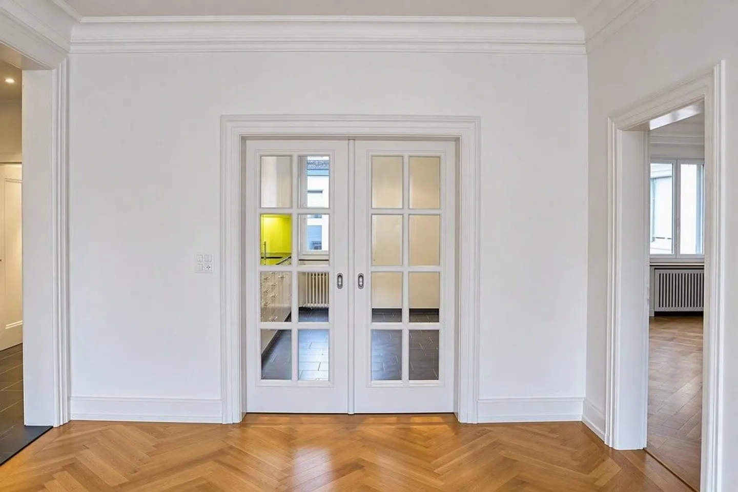 Appartamento spazioso in città - Foto 5 di 10