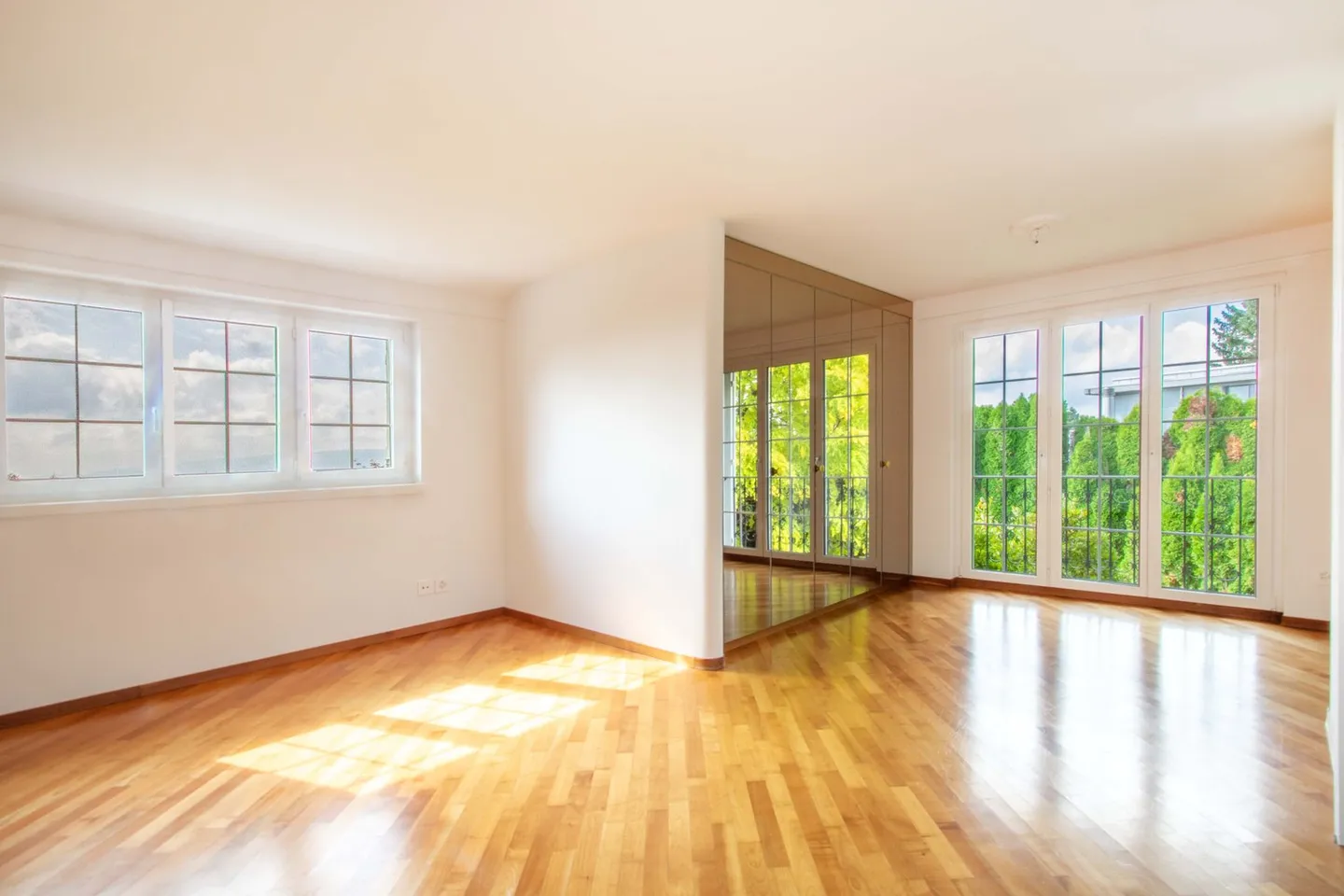 Living with style – in a prime panoramic location - Photo 14 of 20