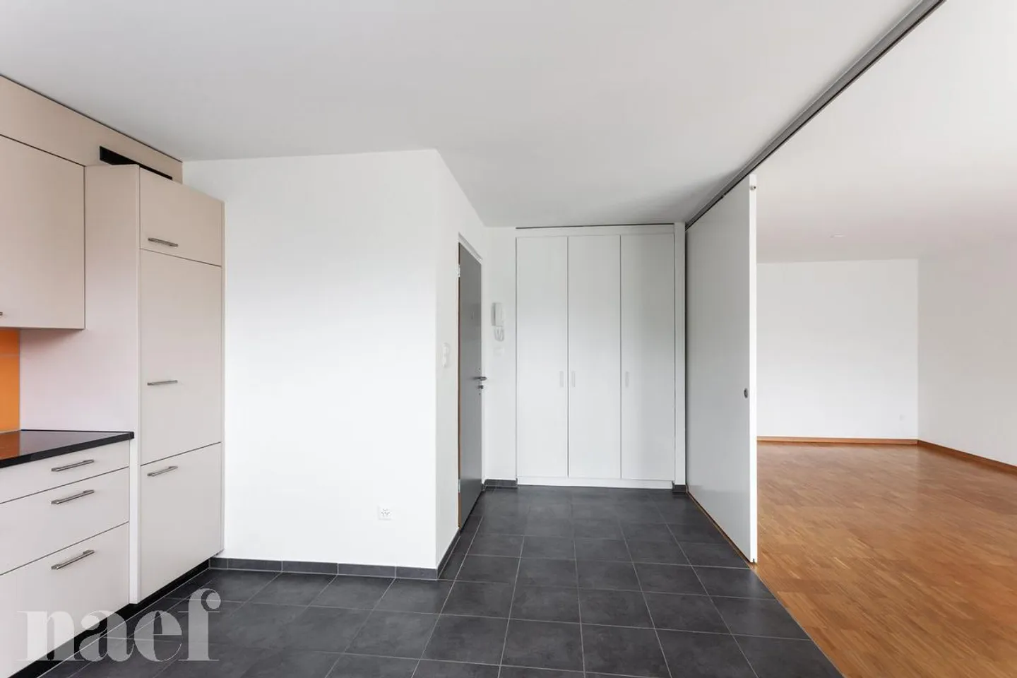 2,5-Zimmer-Wohnung - Foto 2 von 11