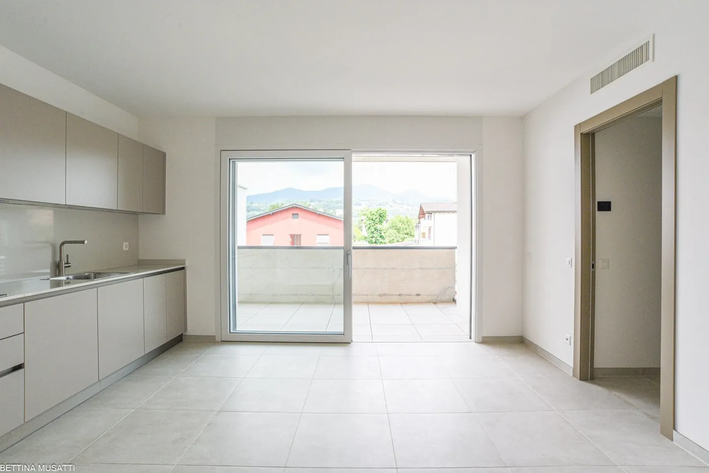 GENESTRERIO – MODERN APARTMENT WITH TERRACE FOR EARNING - Photo 2 of 11