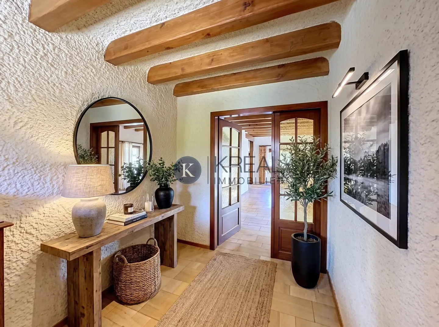 Individual villa full of character, in a privileged environment - Photo 3 of 13