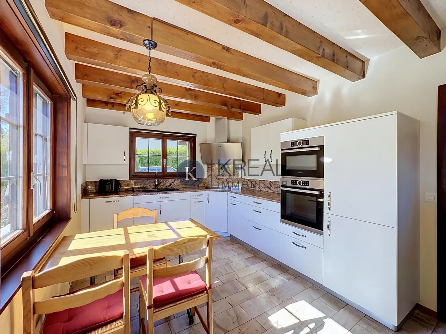Individual villa full of character, in a privileged environment - Photo 4 of 13