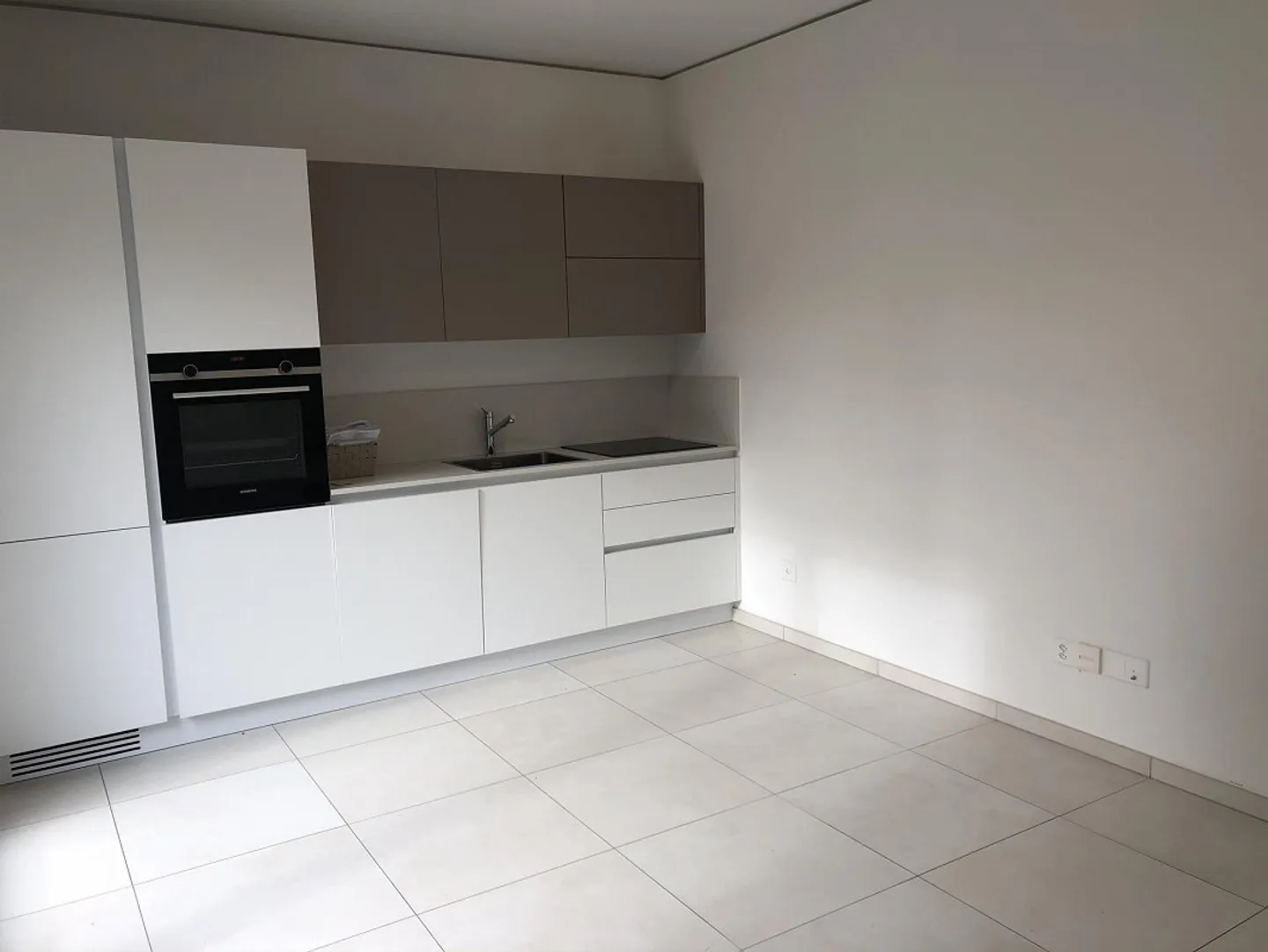 Mendrisio apartment 2.5 rooms with private GARDEN. - Photo 6 of 15
