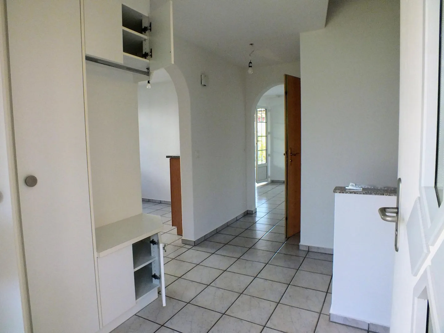 Beautiful, attractive 4.5 room semi-detached house in a sunny location - Photo 6 of 23