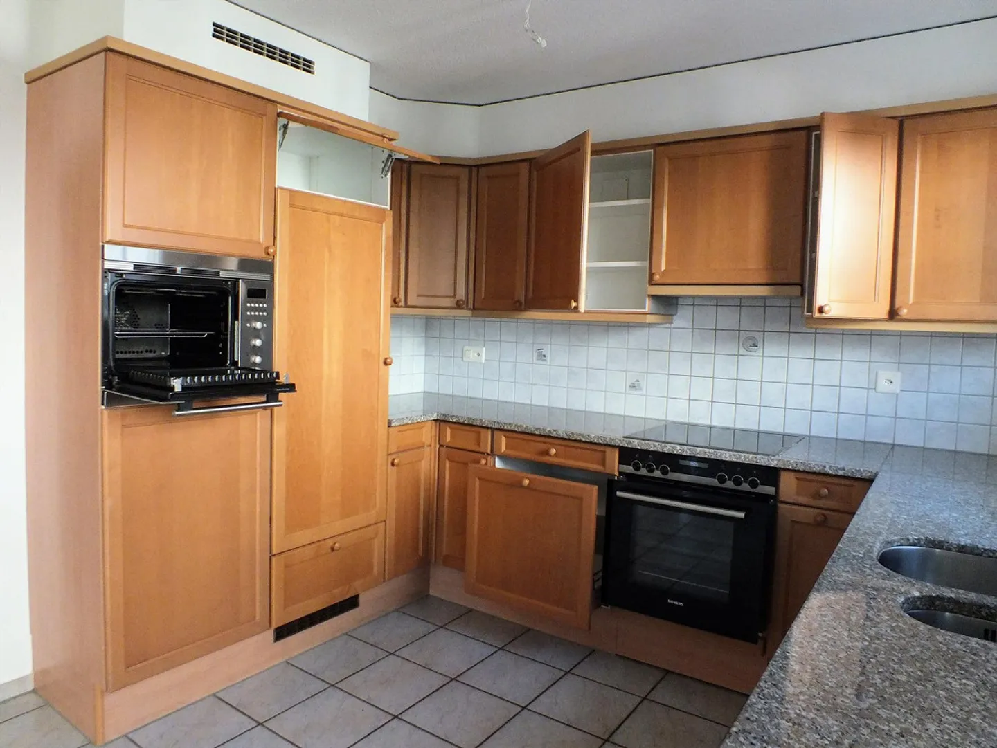 Beautiful, attractive 4.5 room semi-detached house in a sunny location - Photo 8 of 23